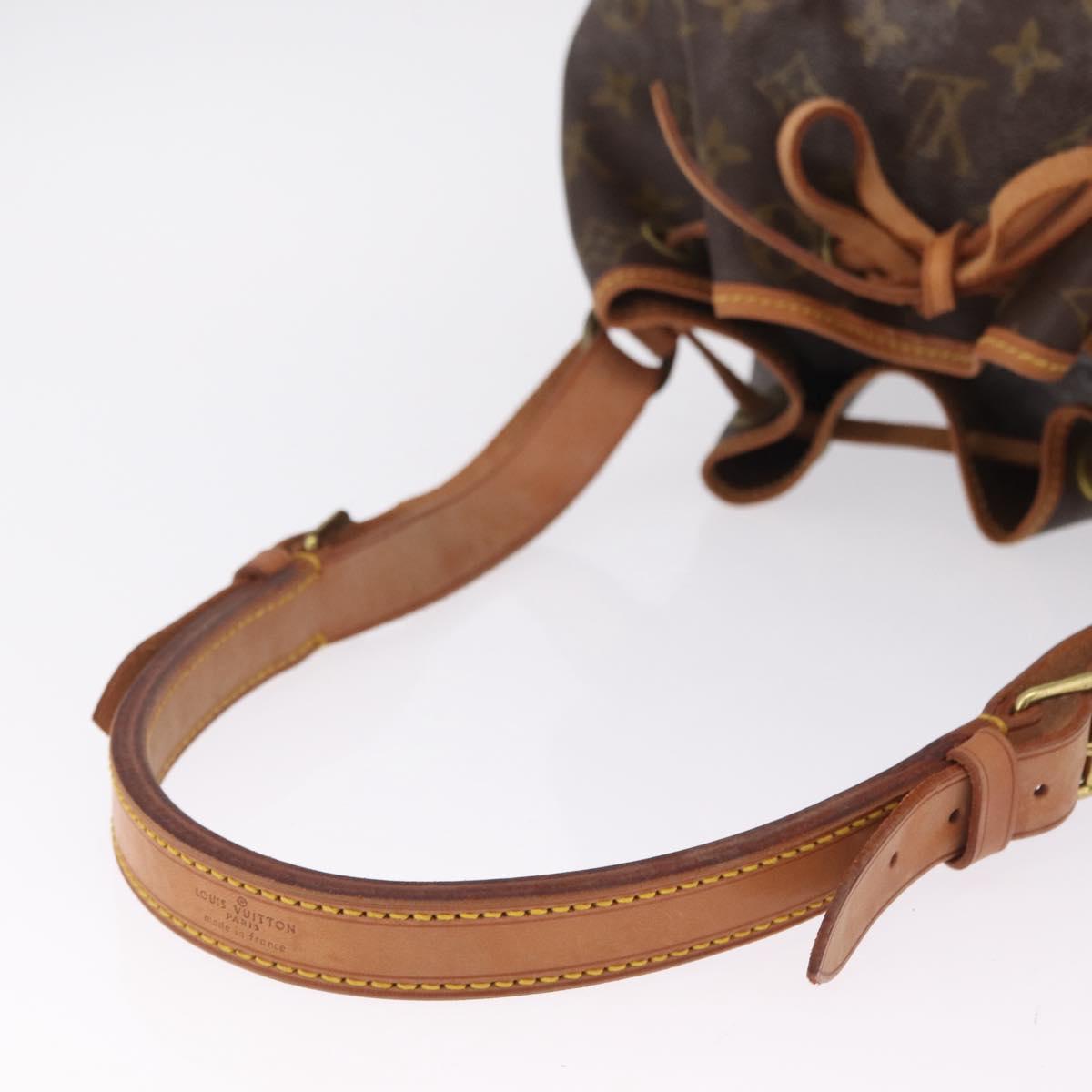 LOUIS VUITTON Monogram Petit Noe Shoulder Bag M42226 LV Auth 211205