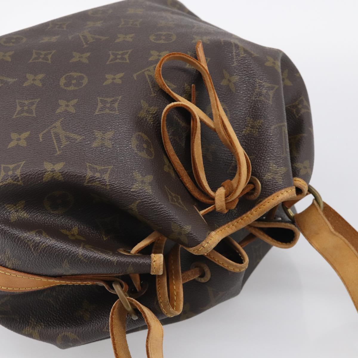 LOUIS VUITTON Monogram Petit Noe Shoulder Bag M42226 LV Auth 211272
