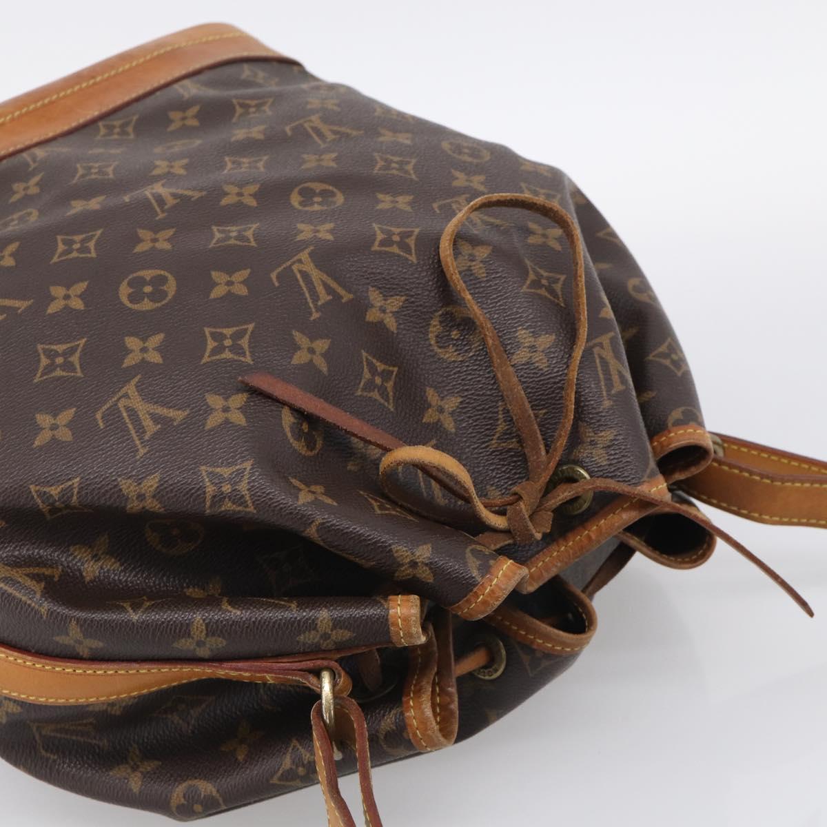 LOUIS VUITTON Monogram Noe Shoulder Bag M42224 LV Auth 211313