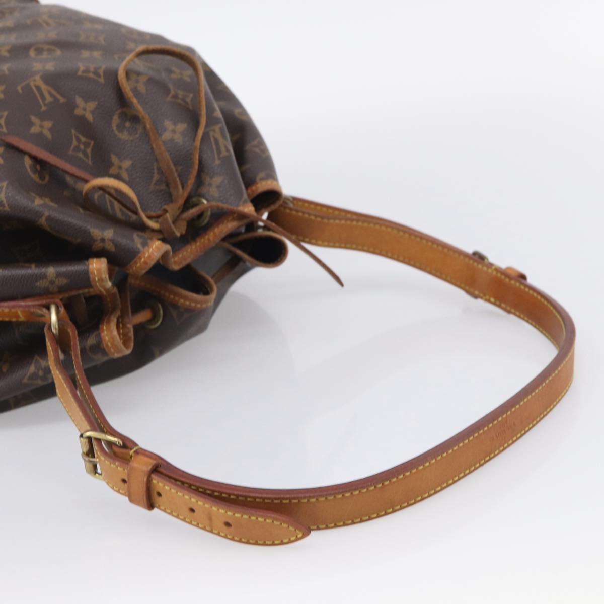 LOUIS VUITTON Monogram Noe Shoulder Bag M42224 LV Auth 211313