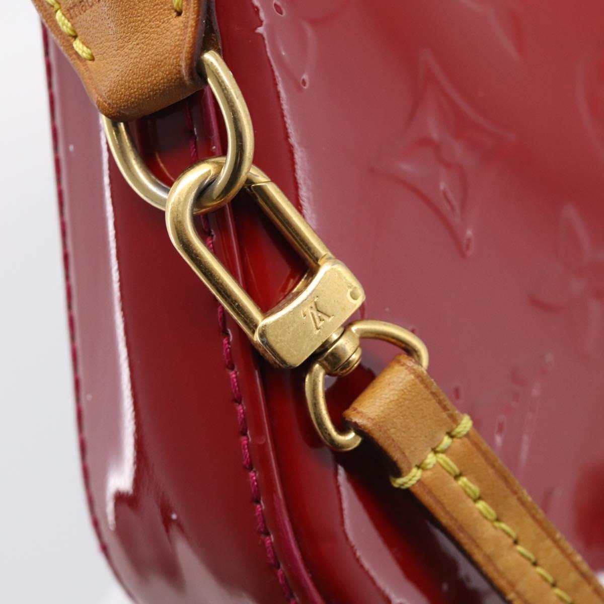 LOUIS VUITTON Vernis Pochette Accessoires Rose Andian M91574 Auth 211332