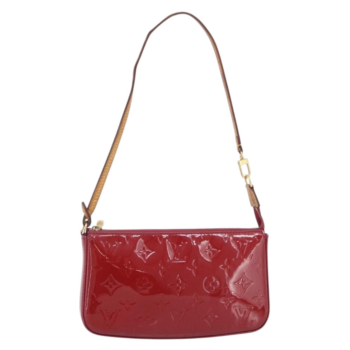 LOUIS VUITTON Vernis Pochette Accessoires Rose Andian M91574 Auth 211332