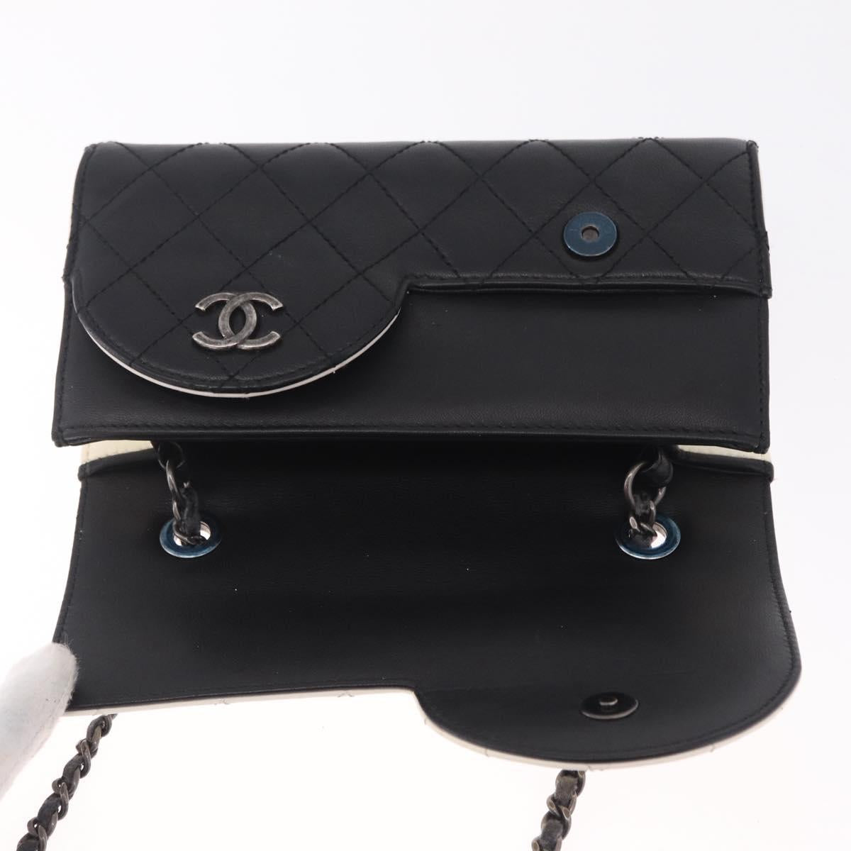 CHANEL Matelasse Chain Shoulder Bag Lamb Skin White Black CC Auth 211337A