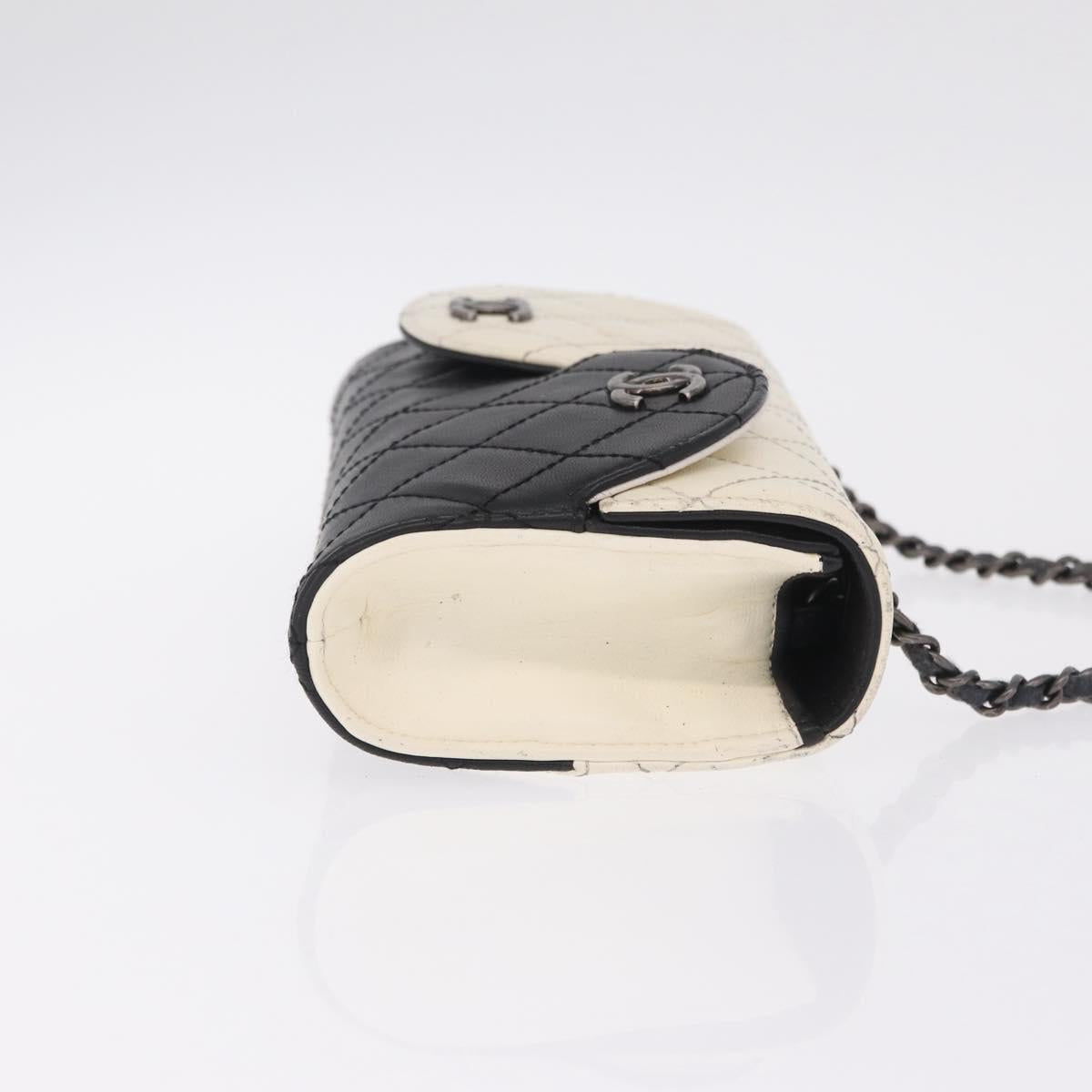 CHANEL Matelasse Chain Shoulder Bag Lamb Skin White Black CC Auth 211337A