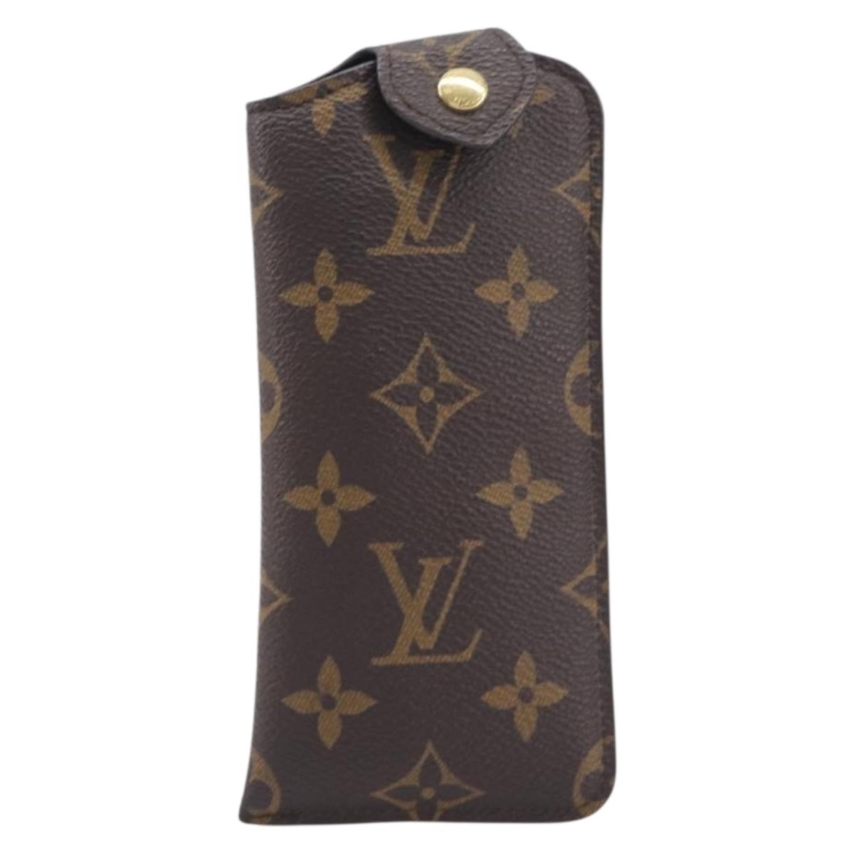 LOUIS VUITTON Monogram Etui Lunette PM Glasses Case M66545 LV Auth 211340A