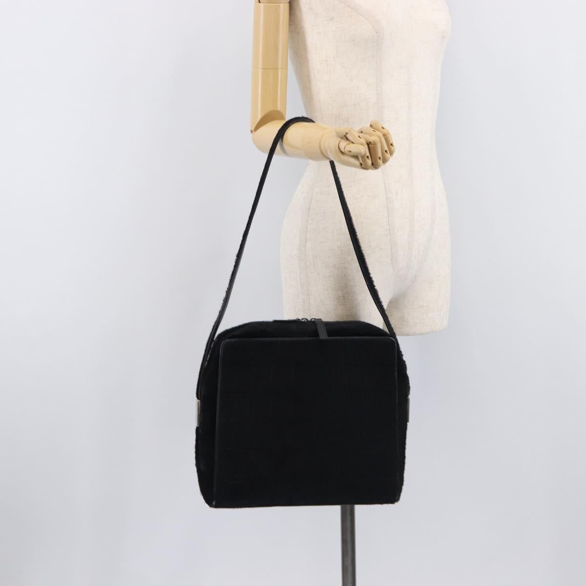 GUCCI Shoulder Bag Harako Leather Black Silver 001 2058 1758 5 Auth 212039