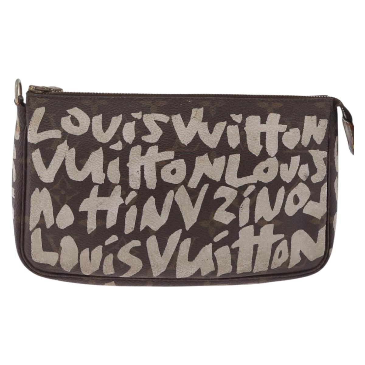 LOUIS VUITTON Graffiti Pochette Accessoires Pouch White M92192 LV Auth 212118