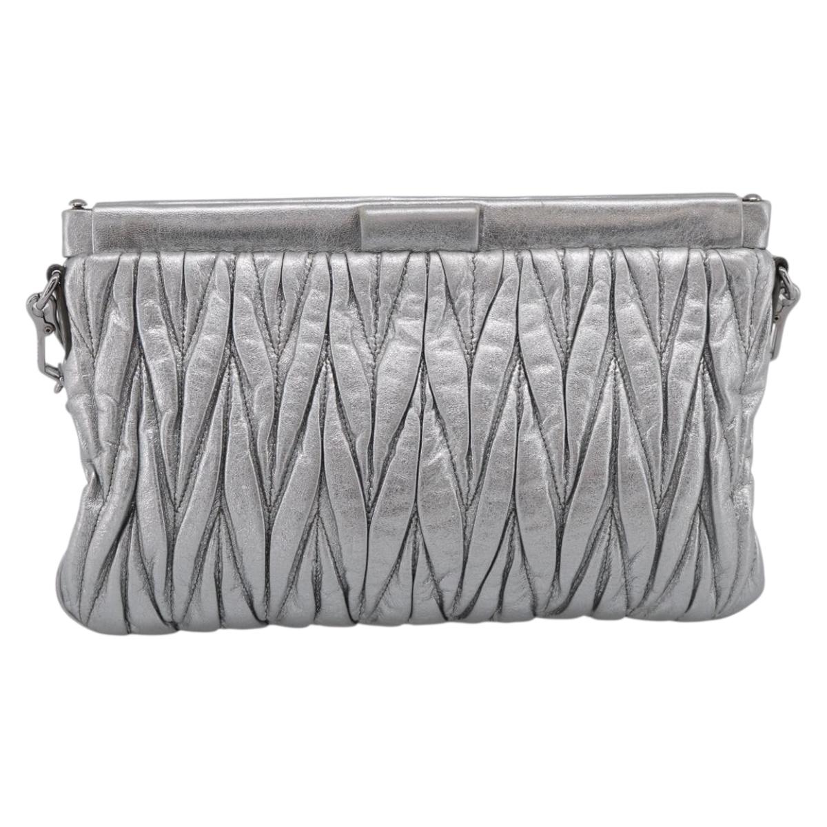 Miu Miu Matelasse Shoulder Bag Leather Silver Auth 212499V