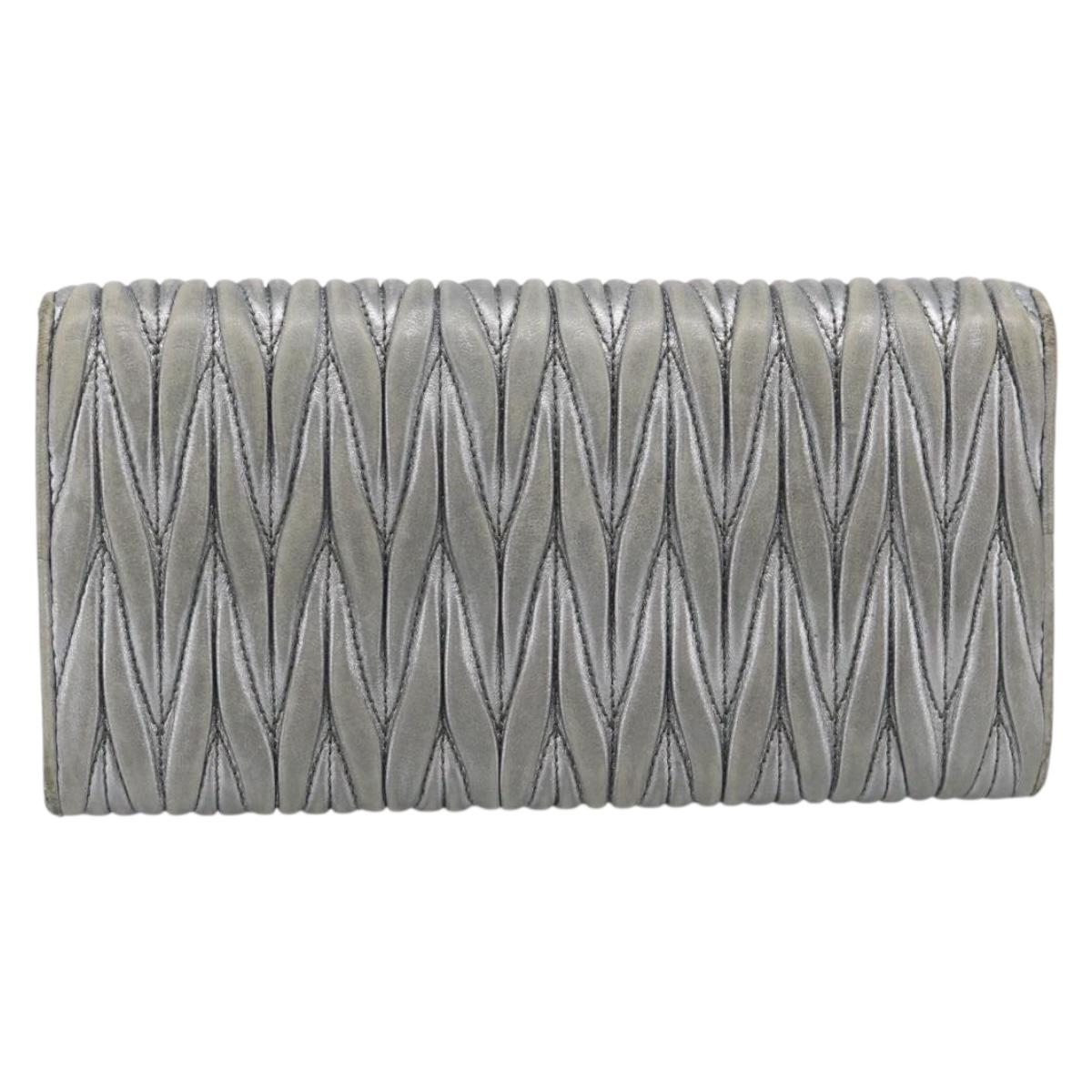 Miu Miu Matelasse Long Wallet Leather Silver Auth 212737