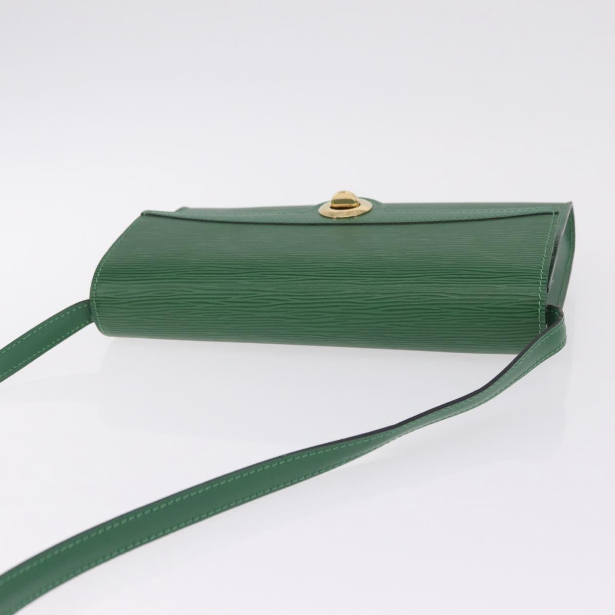 LOUIS VUITTON Epi Pochette Arche Shoulder Bag Green M52574 LV Auth 213006A