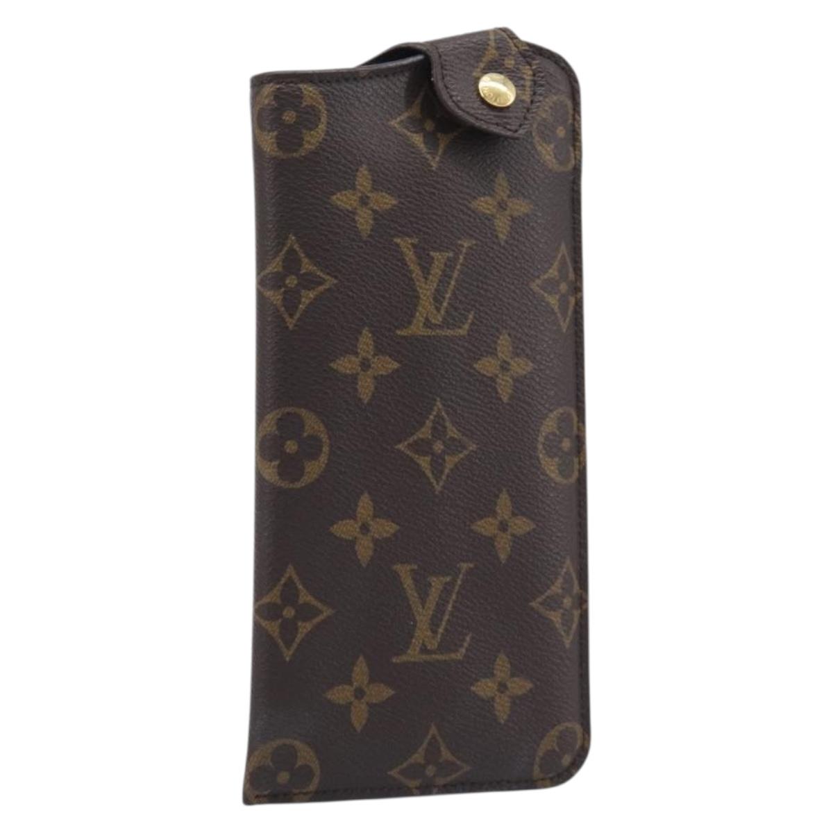 LOUIS VUITTON Monogram Etui Lunette MM Glasses Case M66544 LV Auth 213391V