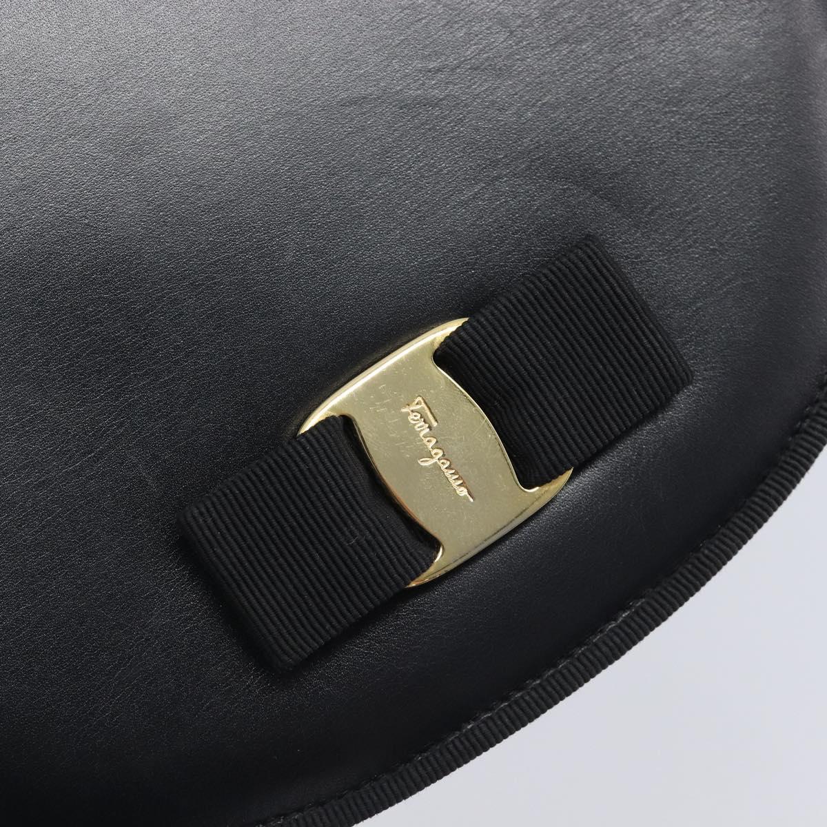 Salvatore Ferragamo Vala Shoulder Bag Leather Black Gold Auth 213457A