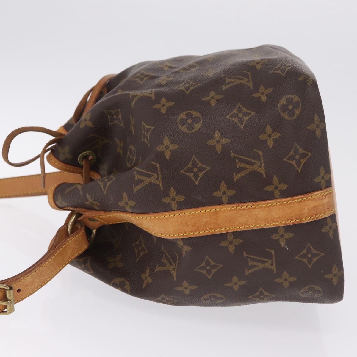 LOUIS VUITTON Monogram Petit Noe Shoulder Bag M42226 LV Auth 213475