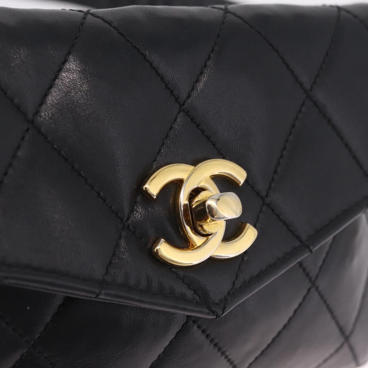 CHANEL Matelasse Waist bag Lamb Skin Black Gold CC Auth 213484
