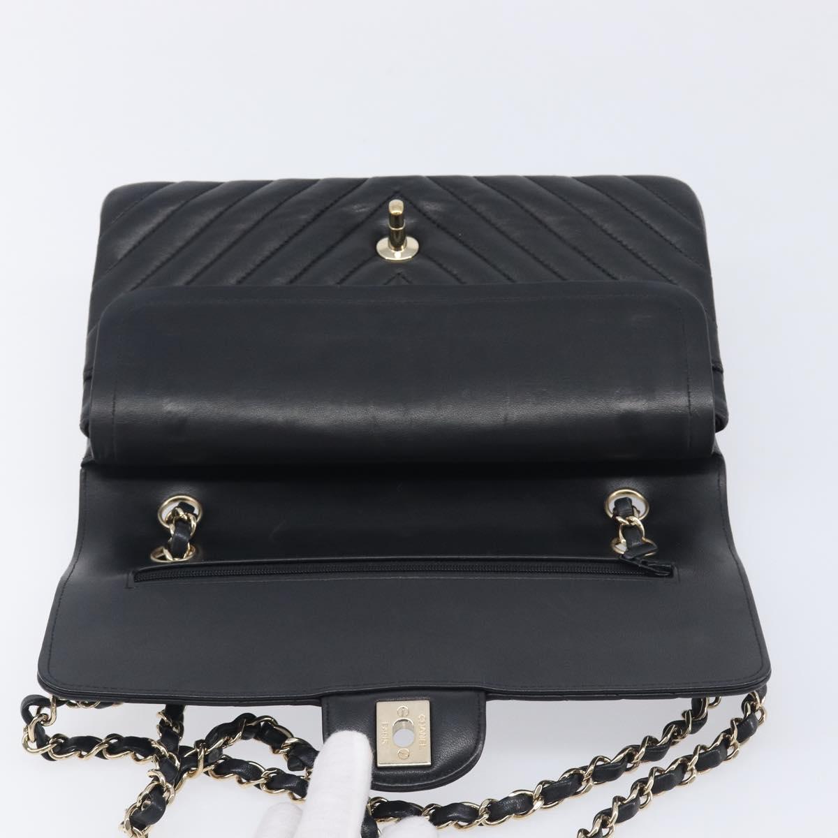 CHANEL Chevron V Stitch Chain Bag Lamb Skin Black Gold CC Auth 213946SAM