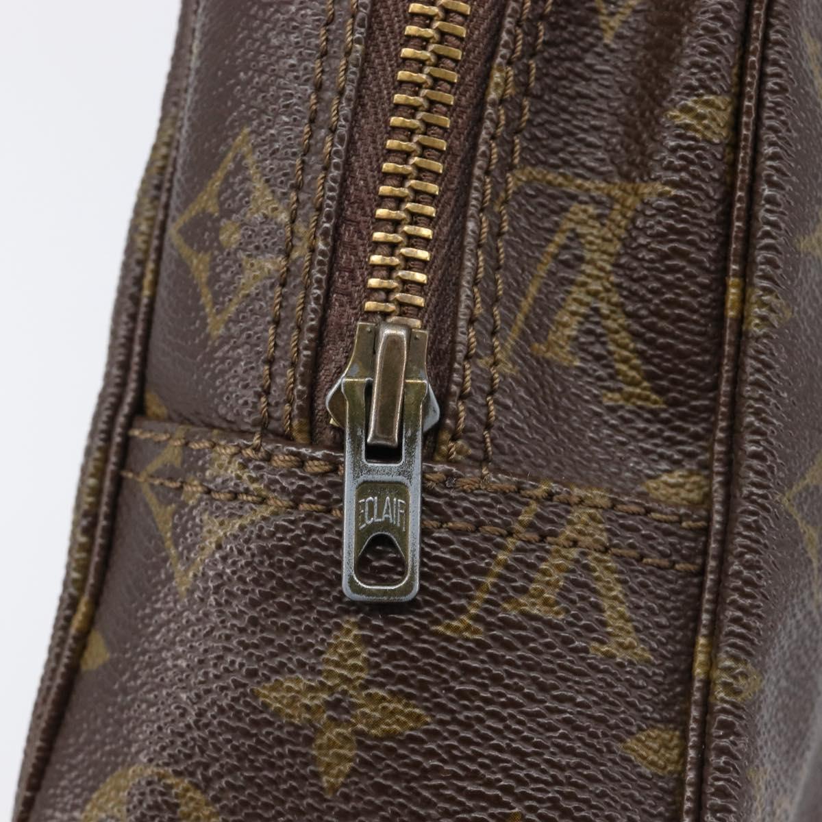 LOUIS VUITTON Monogram Trousse Toilette 28 Clutch Bag M47522 LV Auth 214664