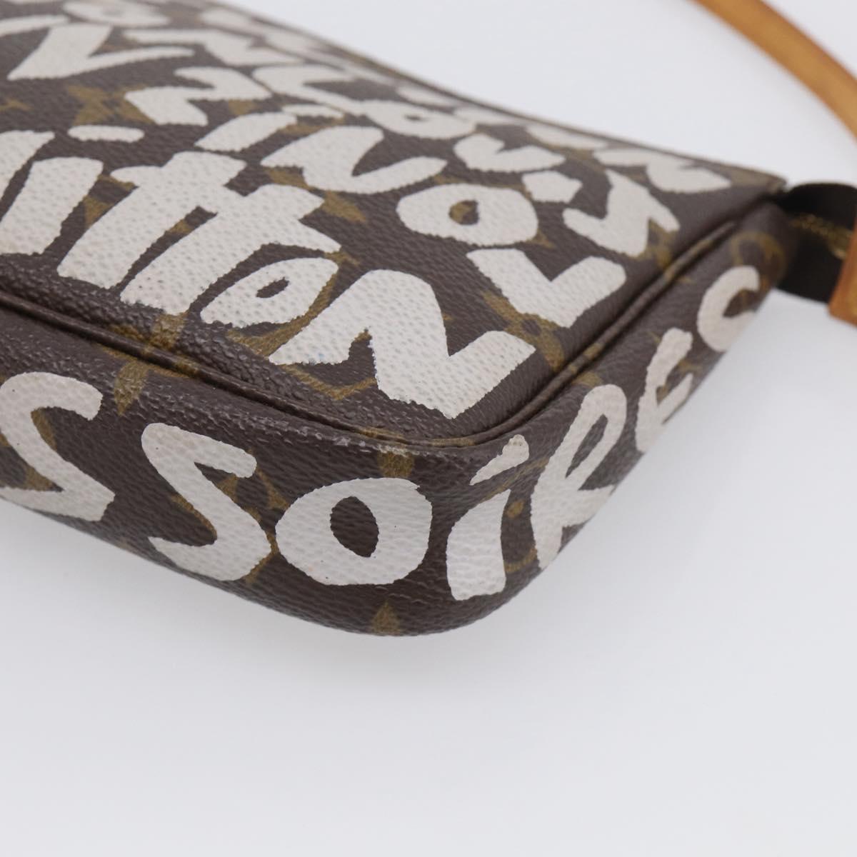 LOUIS VUITTON Monogram Graffiti Pochette Accessoires White M92192 Auth 214798SAV
