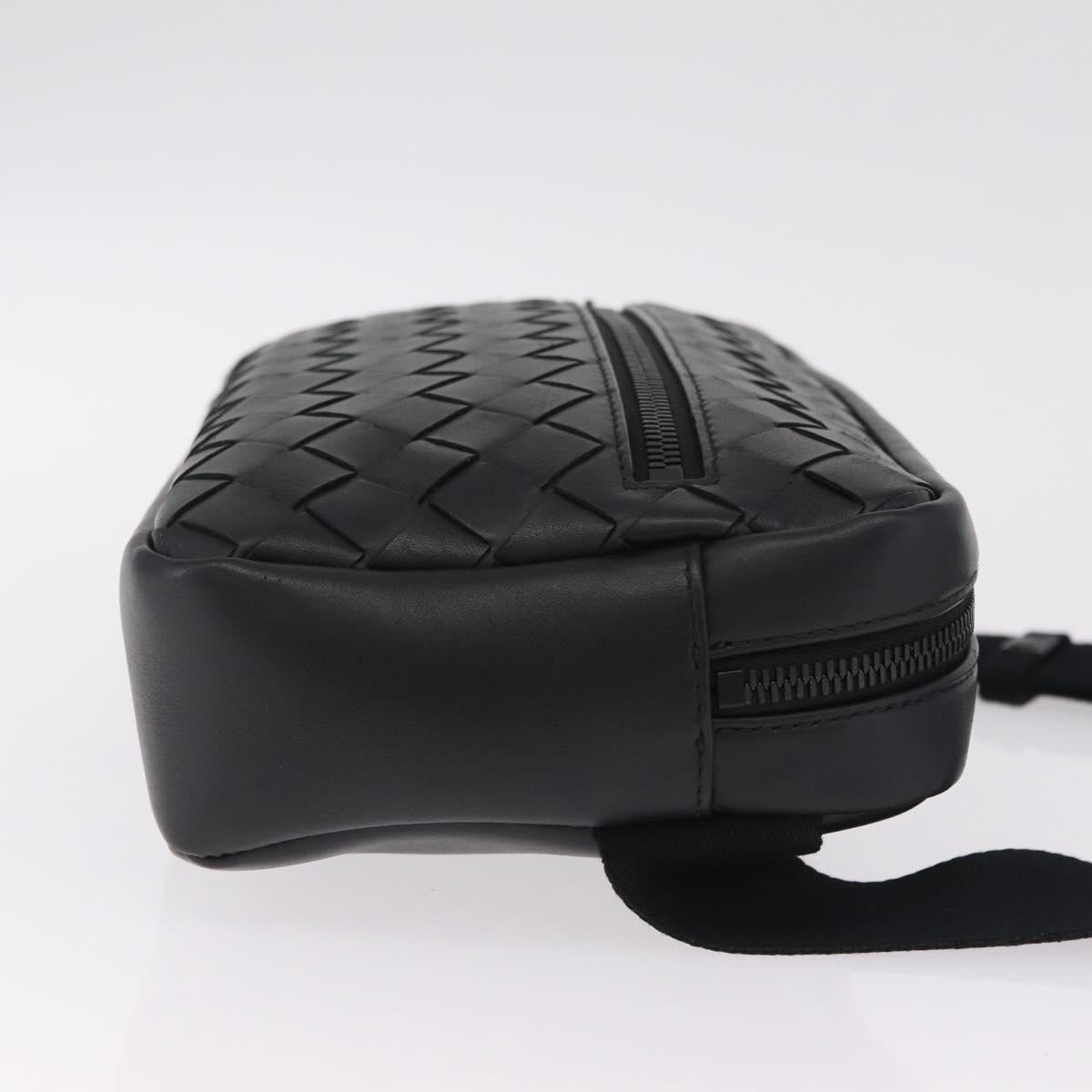 Bottega Veneta INTRECCIATO Body Bag Leather Black Auth 214800V