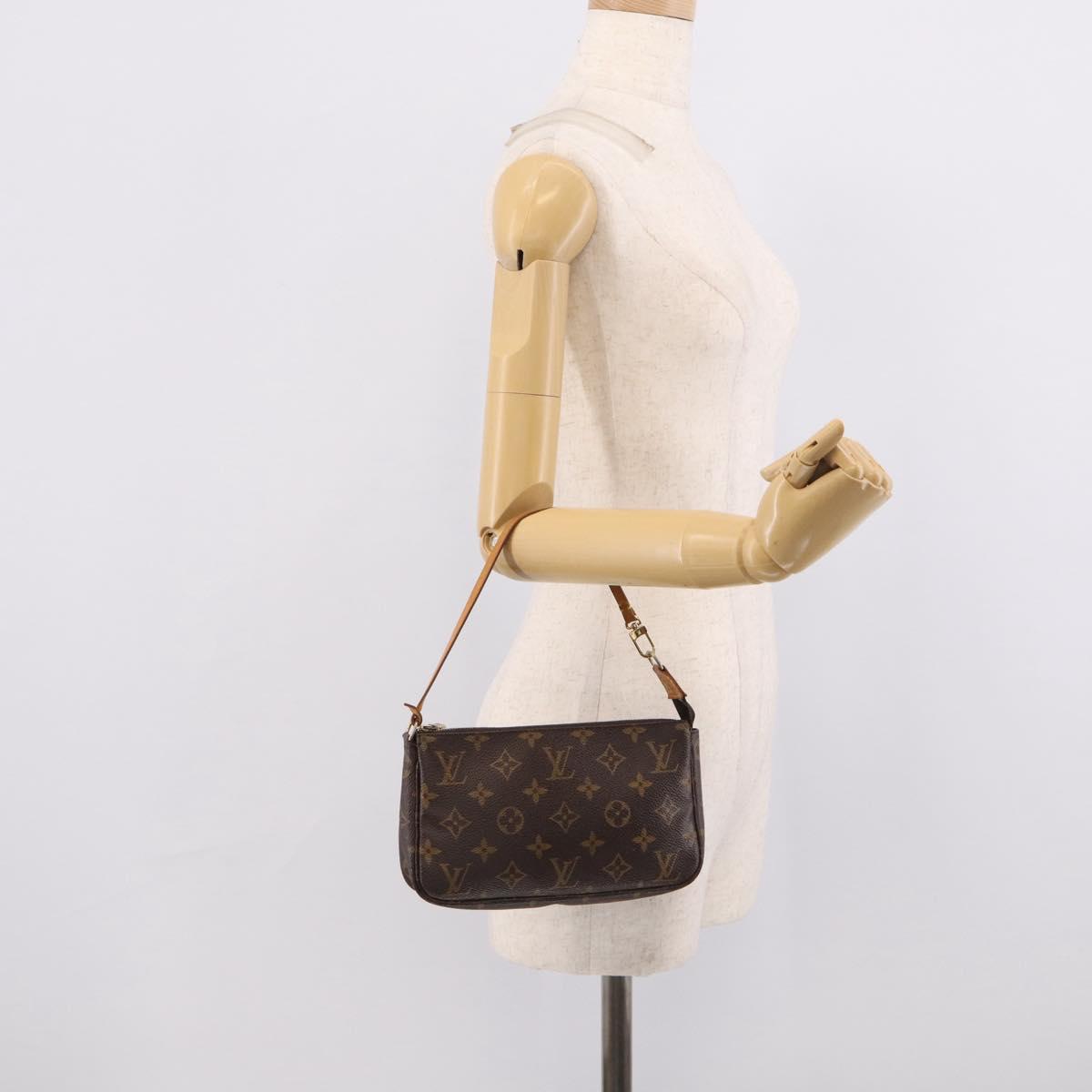 LOUIS VUITTON Monogram Pochette Accessoires Pouch M51980 LV Auth 214914A