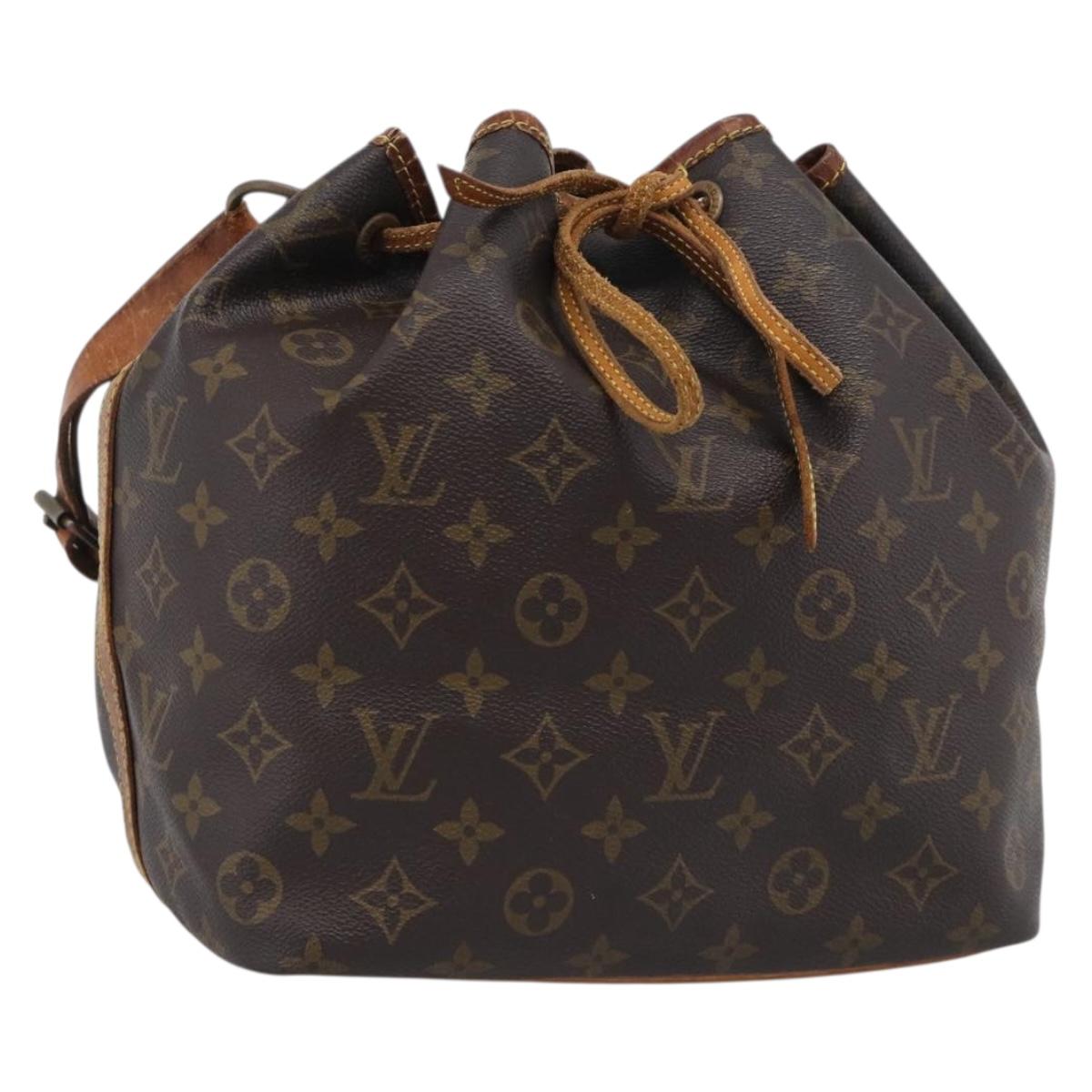 LOUIS VUITTON Monogram Petit Noe Shoulder Bag M42226 LV Auth 215411