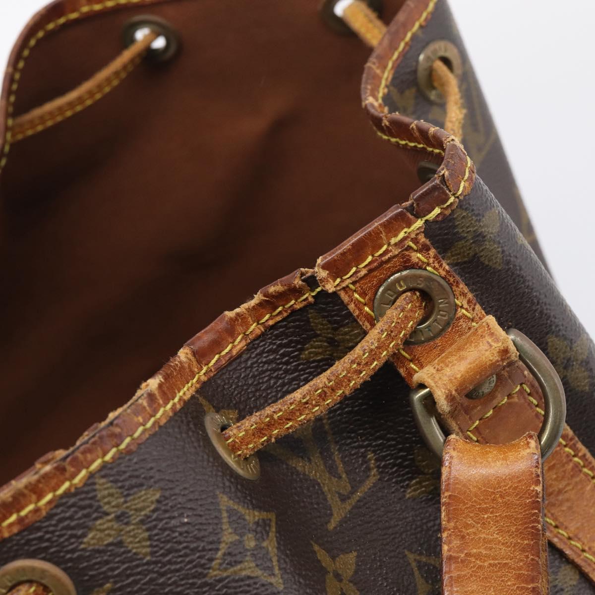 LOUIS VUITTON Monogram Petit Noe Shoulder Bag M42226 LV Auth 215411
