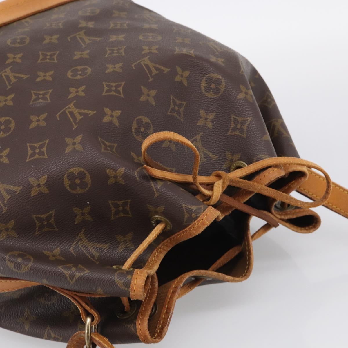 LOUIS VUITTON Monogram Noe Shoulder Bag M42224 LV Auth 215527