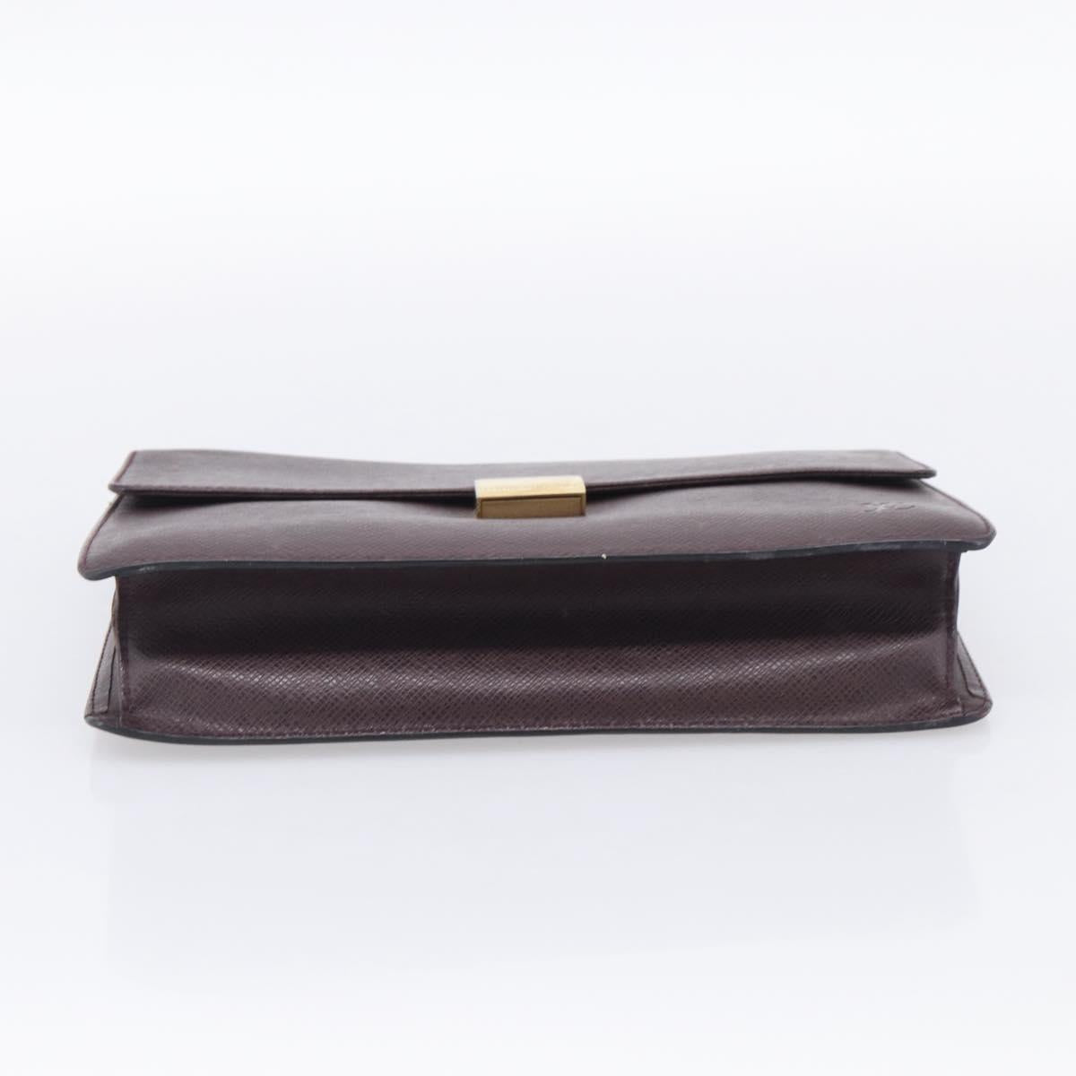 LOUIS VUITTON Taiga Leather Selenga Clutch Bag Acajou M30786 LV Auth 215544A