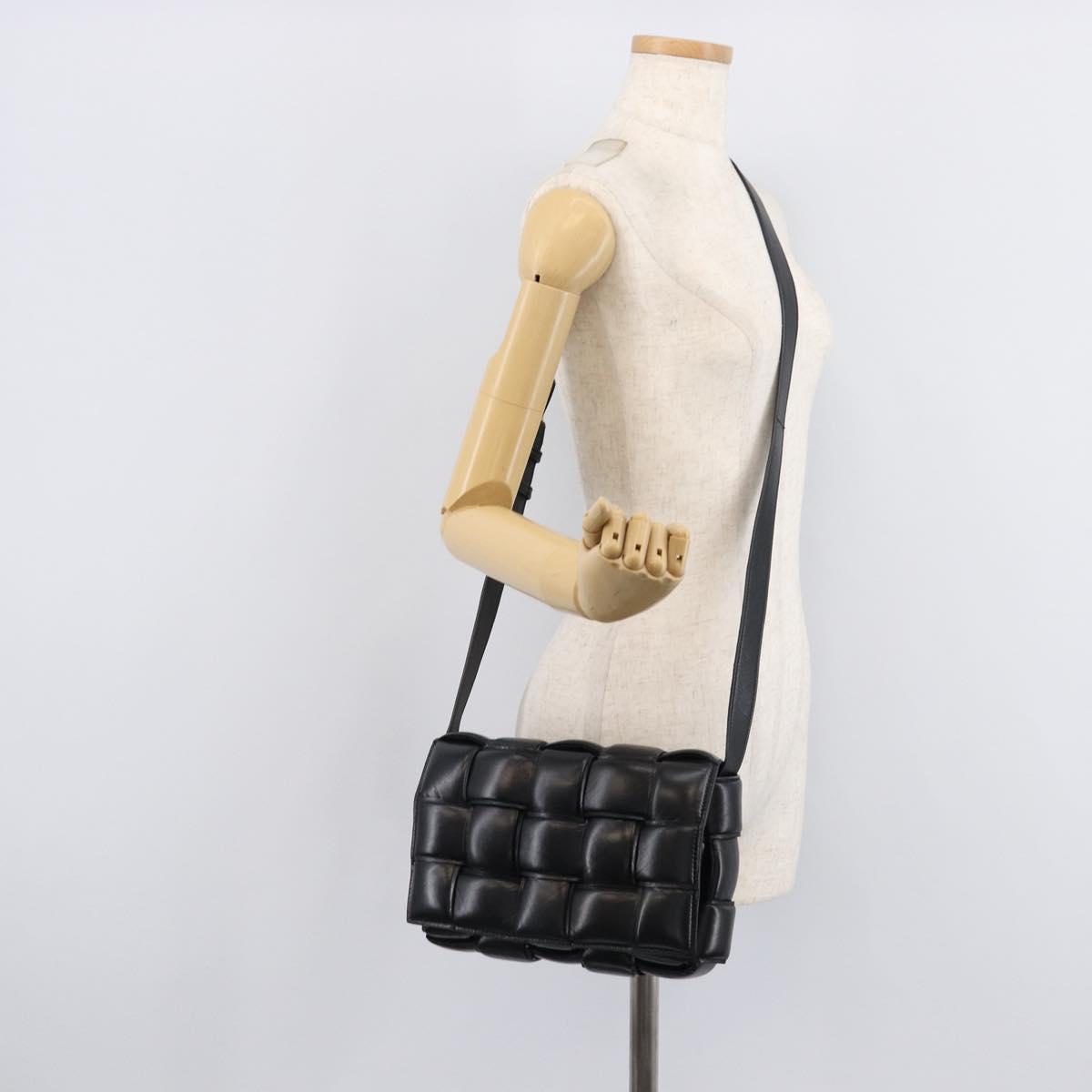 Bottega Veneta MAXI INTRECCIATO Padded Cassette Bag Leather Black Auth 215563V