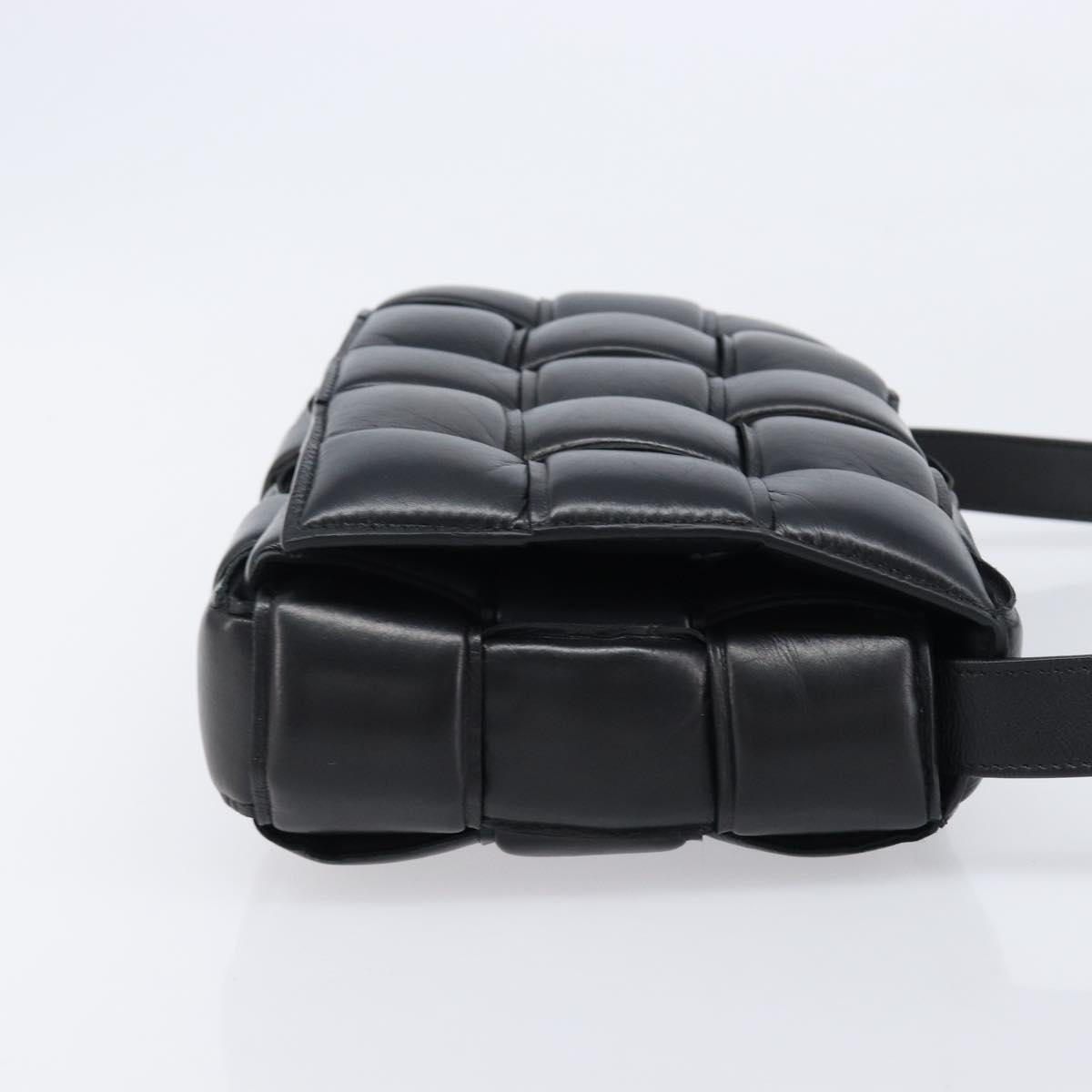 Bottega Veneta MAXI INTRECCIATO Padded Cassette Bag Leather Black Auth 215563V