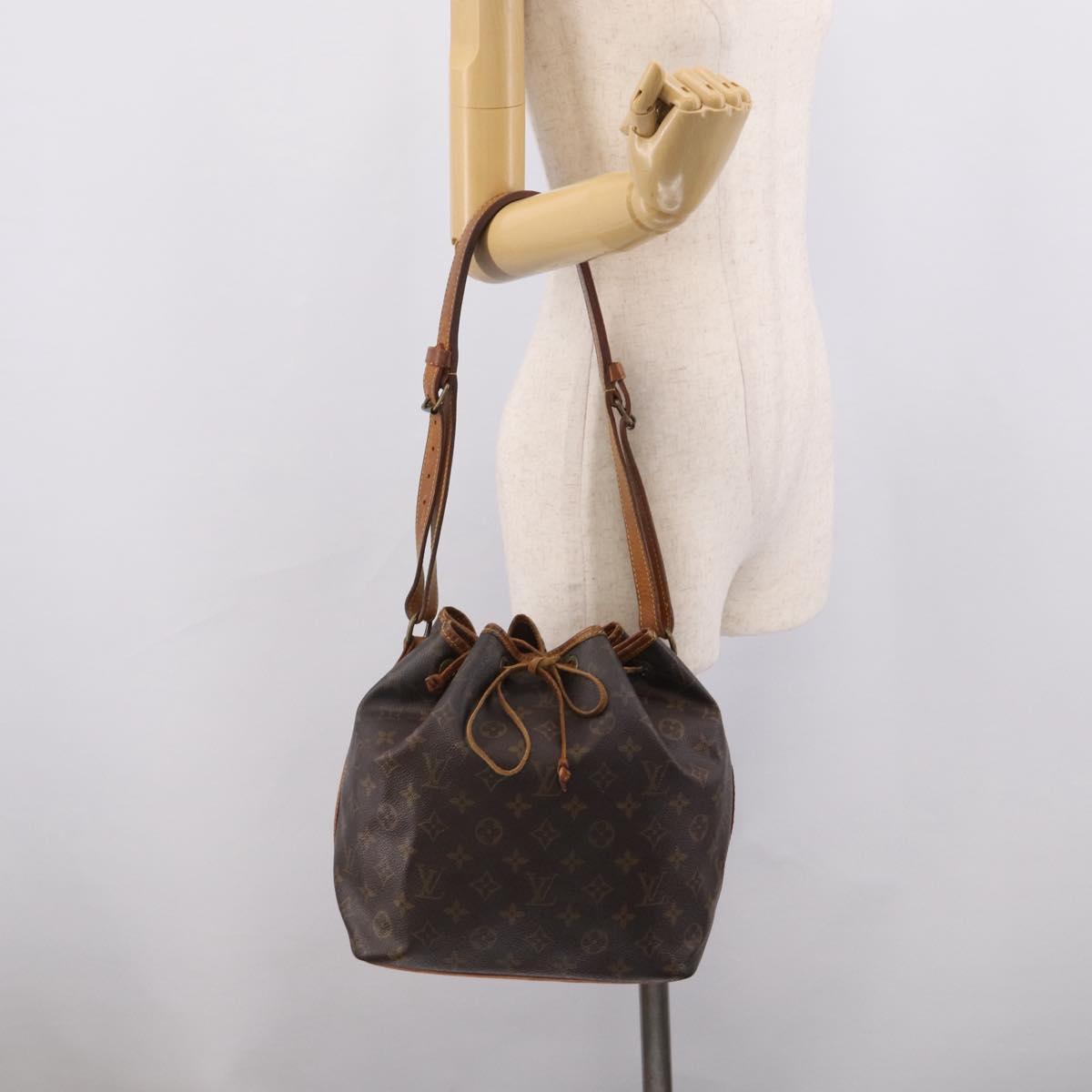 LOUIS VUITTON Monogram Petit Noe Shoulder Bag M42226 LV Auth 215822