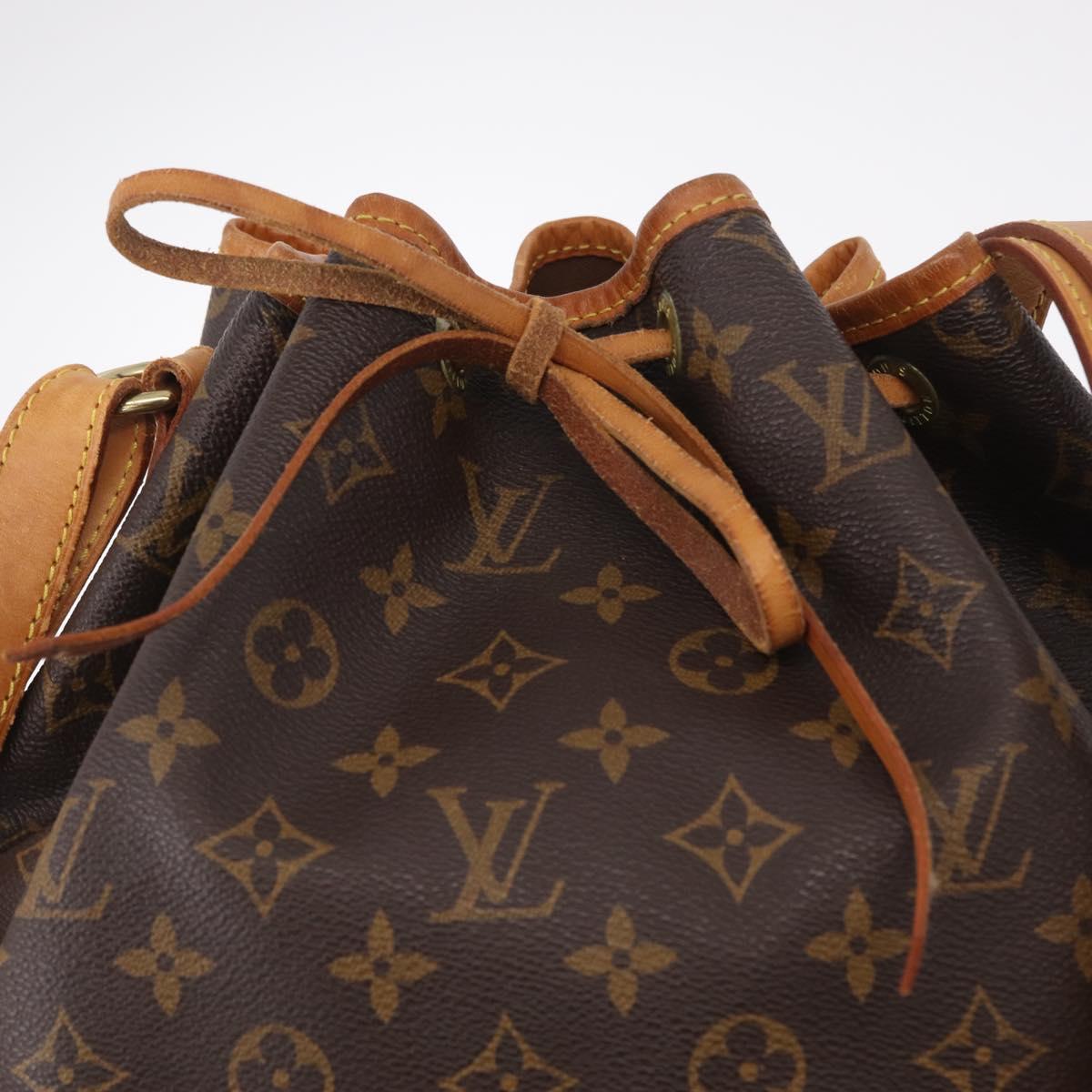 LOUIS VUITTON Monogram Noe Shoulder Bag M42224 LV Auth 215837