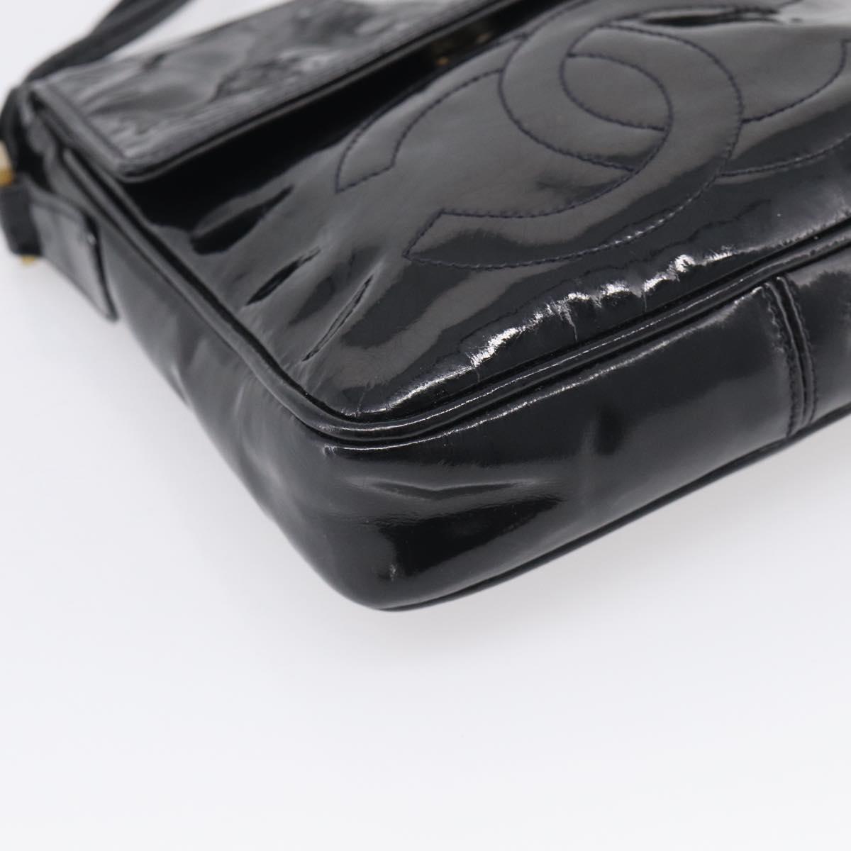 CHANEL Matelasse Shoulder Bag Patent leather Black Gold CC Auth 216292