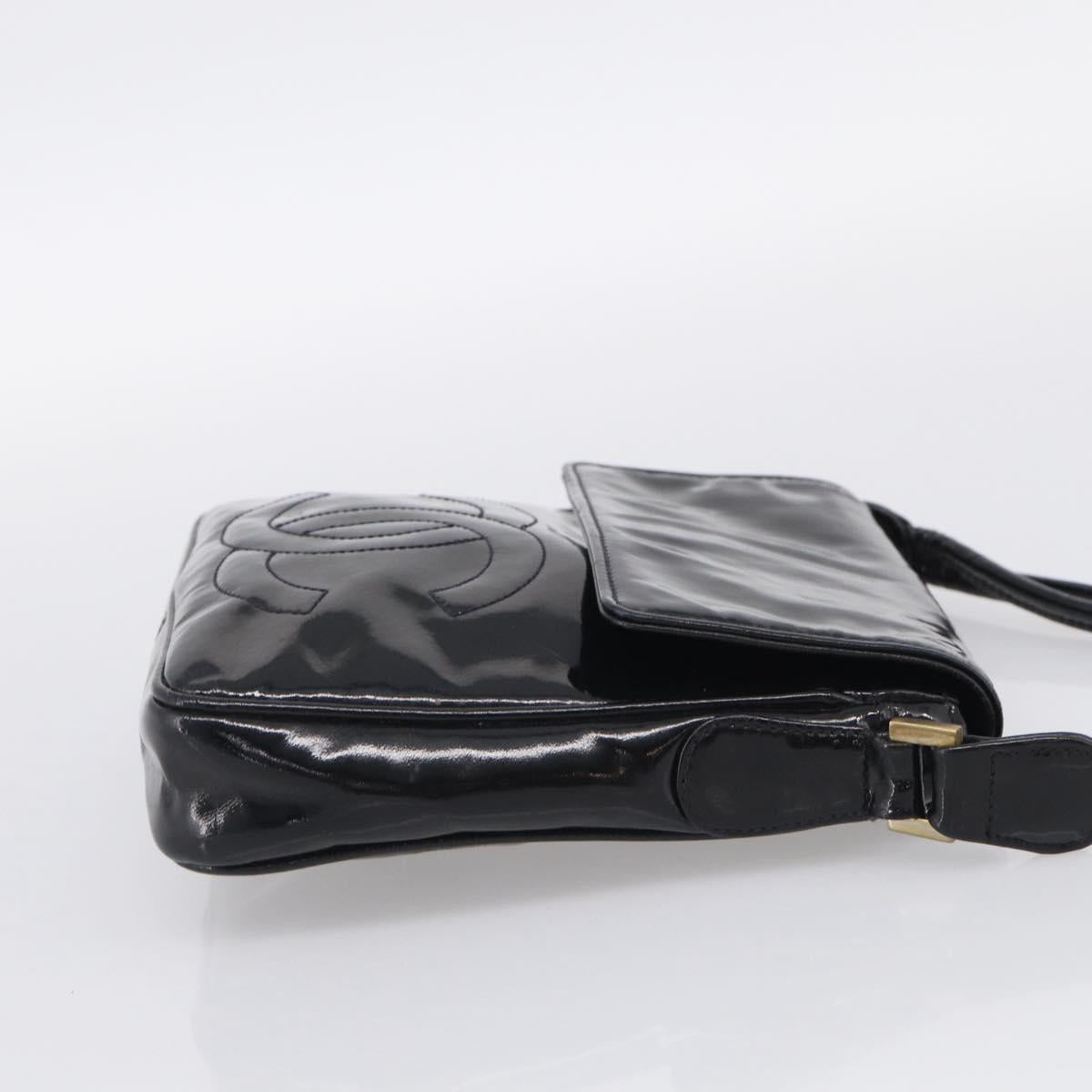 CHANEL Matelasse Shoulder Bag Patent leather Black Gold CC Auth 216292