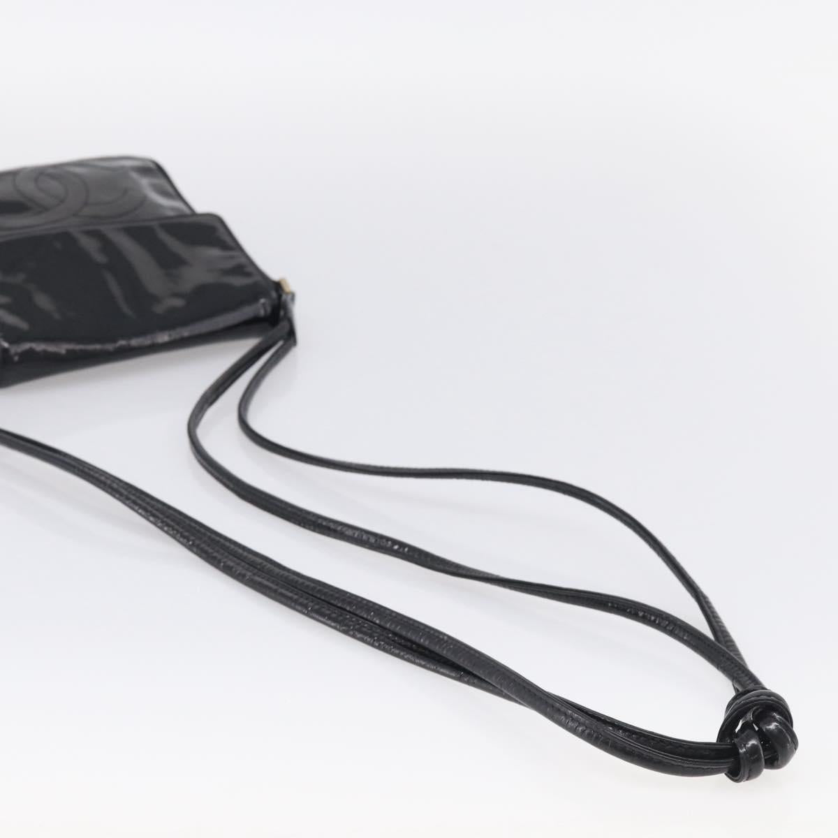 CHANEL Matelasse Shoulder Bag Patent leather Black Gold CC Auth 216292