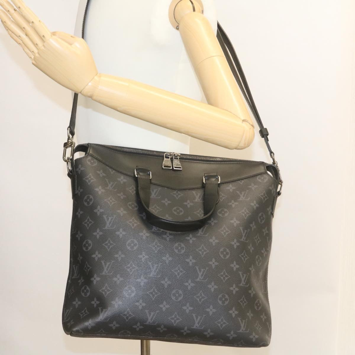 LOUIS VUITTON Monogram Eclipse Explorer 2Way Shoulder Bag M40566 Auth 27480A