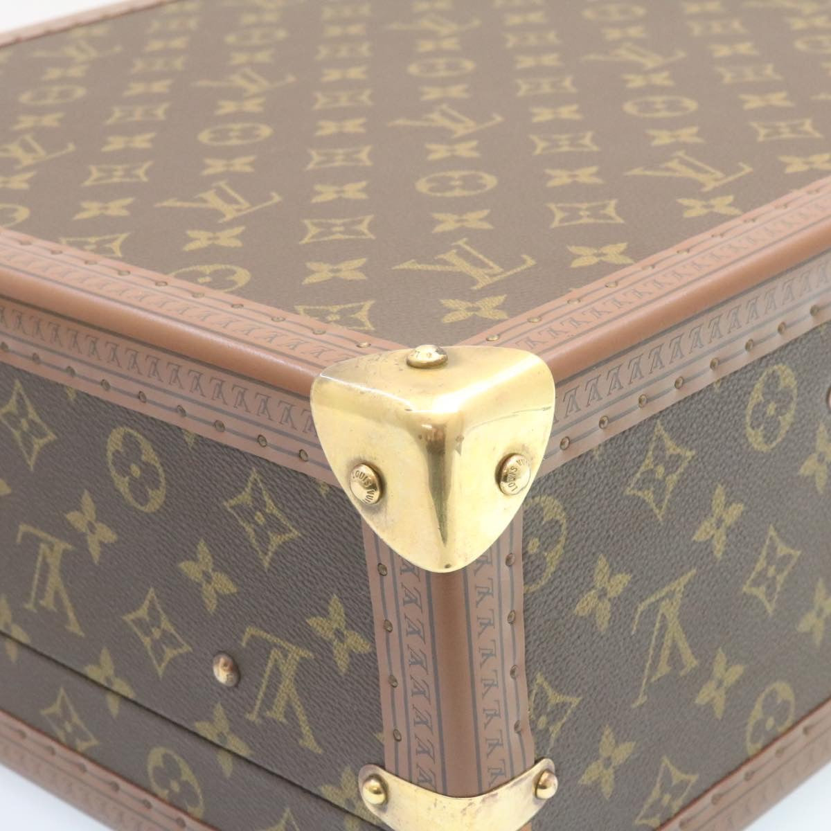 LOUIS VUITTON Monogram Cotteville 45 Trunk Vintage M21422 LV Auth 27655A