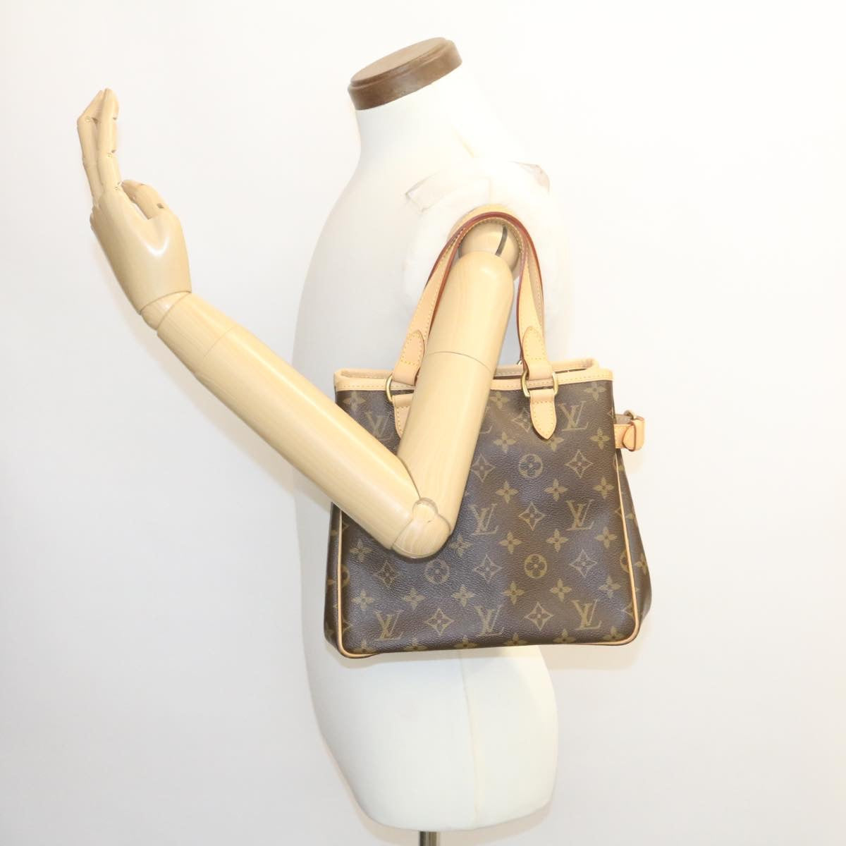 LOUIS VUITTON Monogram Batignolles Hand Bag M51156 LV Auth 27841A