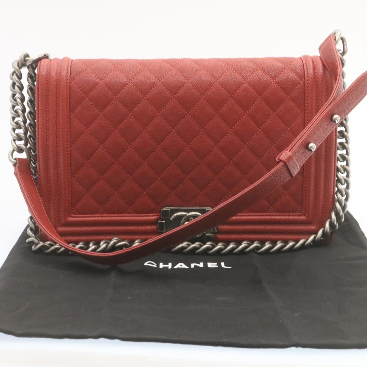 CHANEL Boy Chanel Matelasse Chain Flap Shoulder Bag Leather Red CC Auth 28281SAV