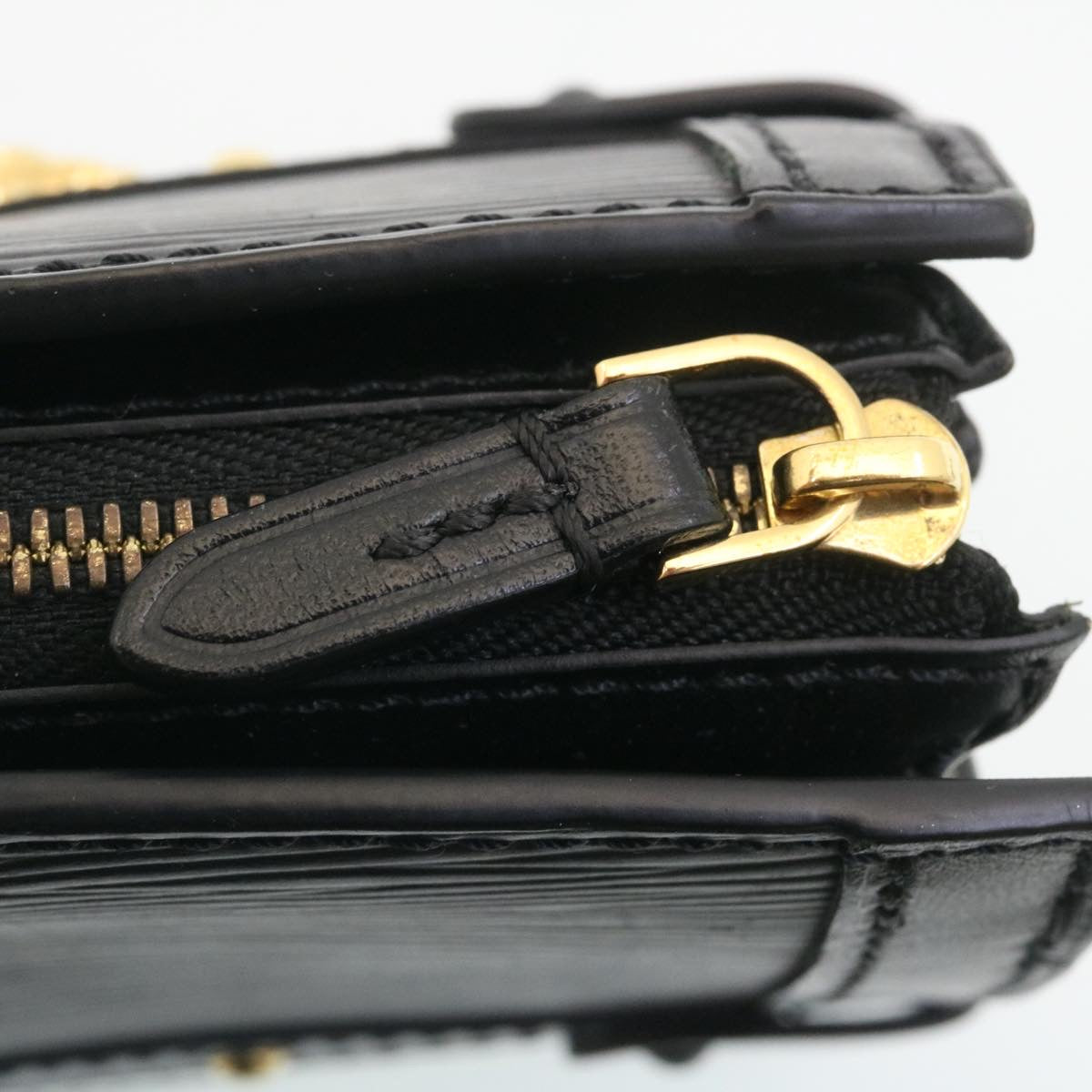 LOUIS VUITTON Epi Trunk Clutch 2Way Shoulder Bag Black M53052 LV Auth 28382SM