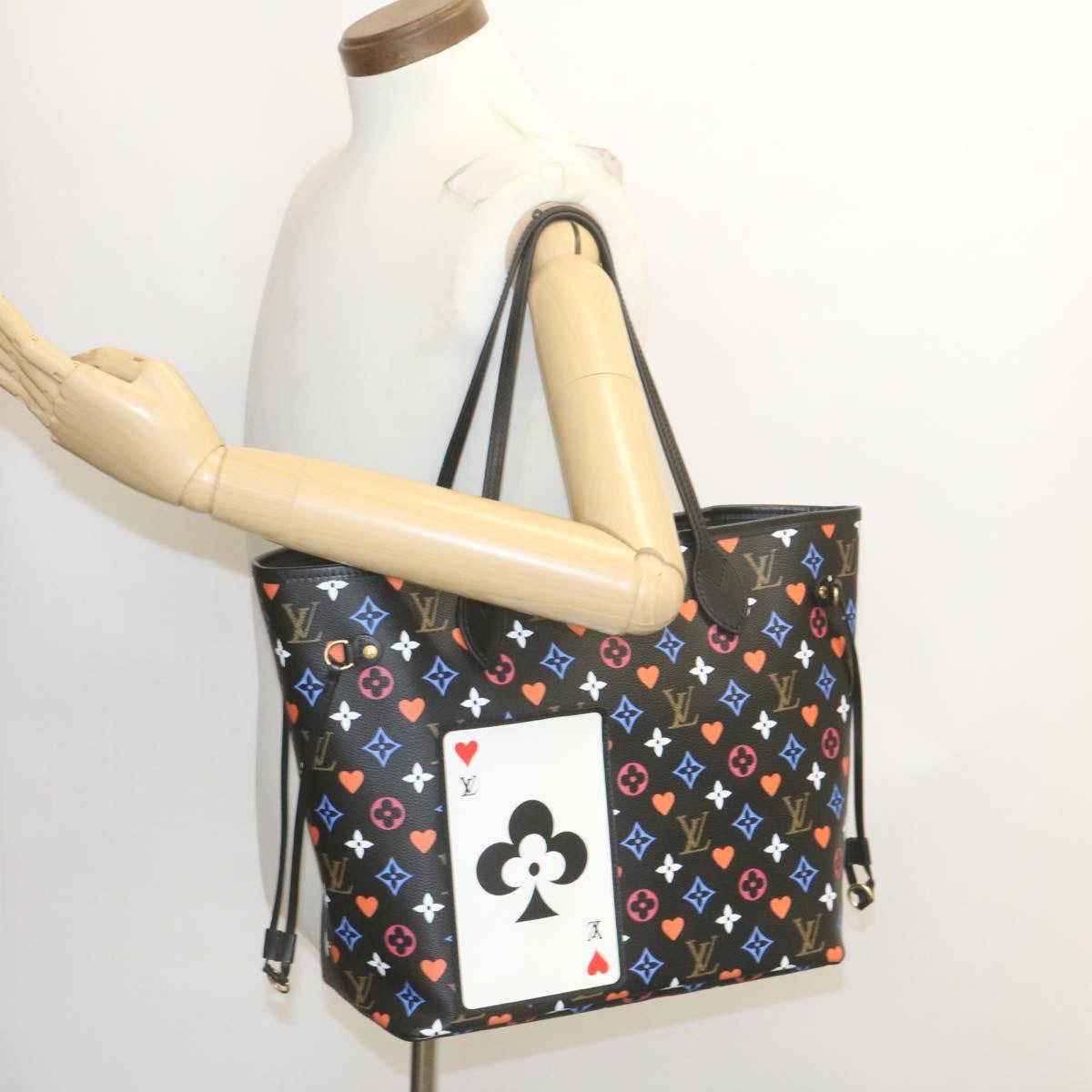 LOUIS VUITTON Game On Collection Neverfull MM Shoulder Bag M57483 LV Auth 28626S