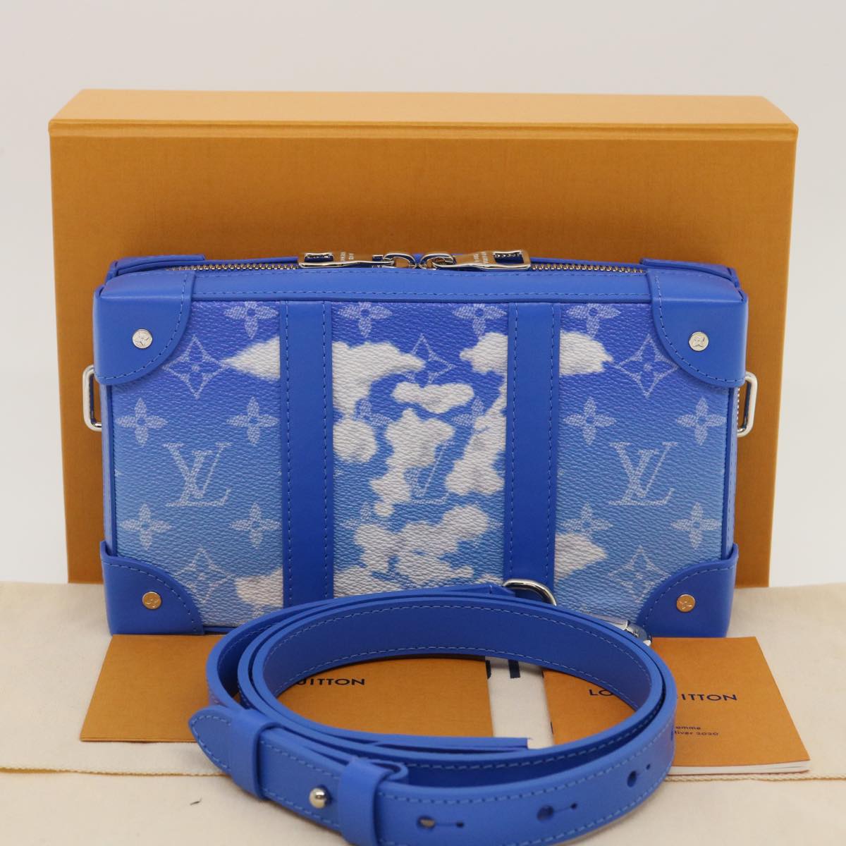 LOUIS VUITTON Monogram Clouds Soft Trunk Wallet Shoulder Bag M45432 Auth 29570A