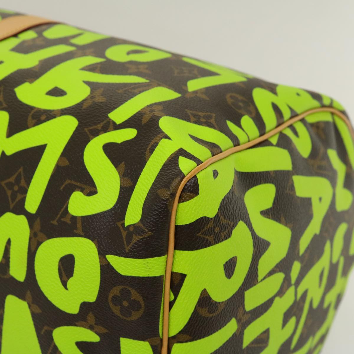 LOUIS VUITTON Monogram graffiti Keepall 50 Boston Bag Vert M93700 Auth 29946SV