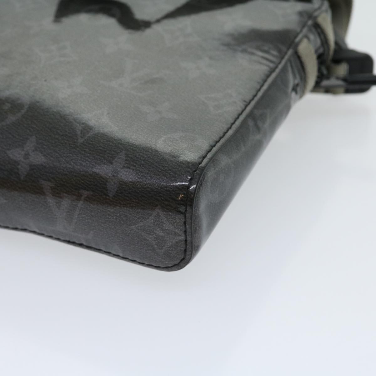 LOUIS VUITTON Eclipse Glaze Messenger PM Shoulder Bag Gray M52218 LV Auth 30549SAV