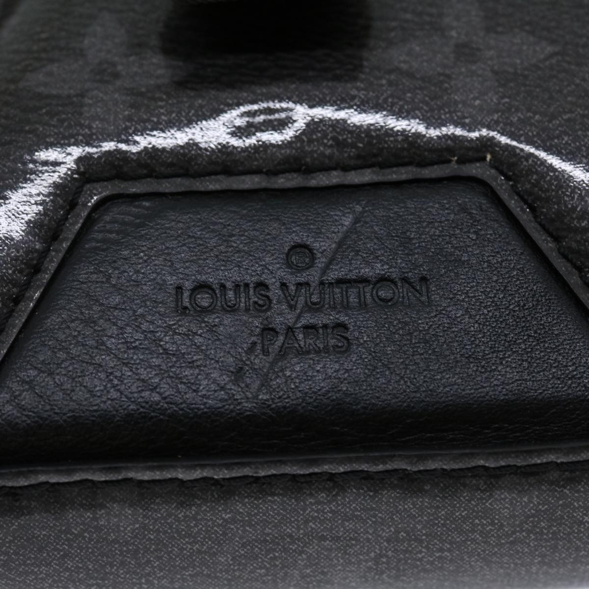 LOUIS VUITTON Eclipse Glaze Messenger PM Shoulder Bag Gray M52218 LV Auth 30549SAV