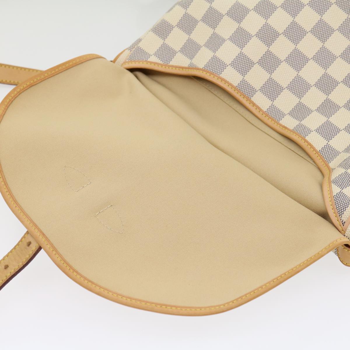 LOUIS VUITTON Damier Azur Canvas Saumur 30 Shoulder Bag N48202 LV Auth 31179SAV