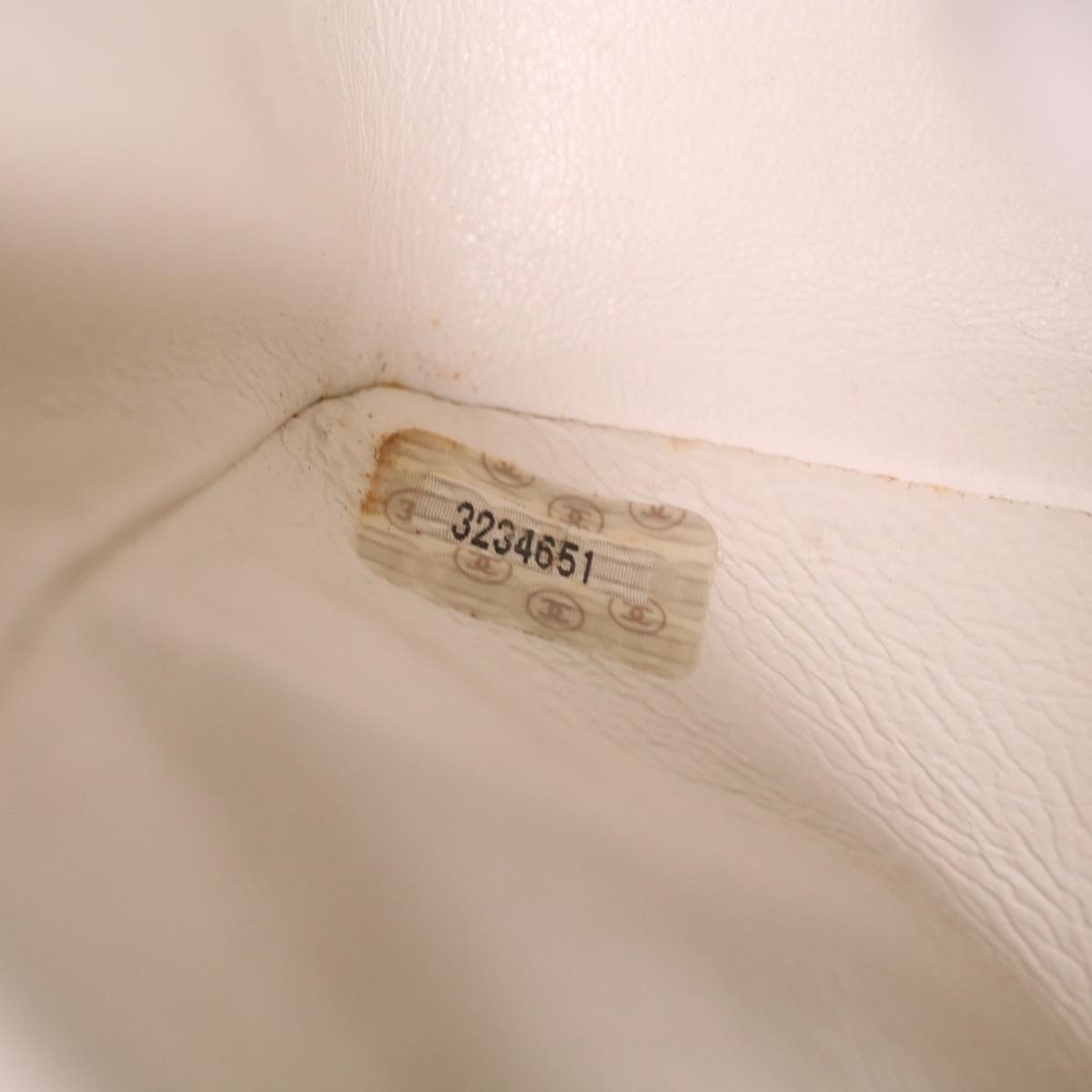 CHANEL Matelasse 23 Turn Lock Shoulder Bag Lamb Skin Brown White CC Auth 32160SAV