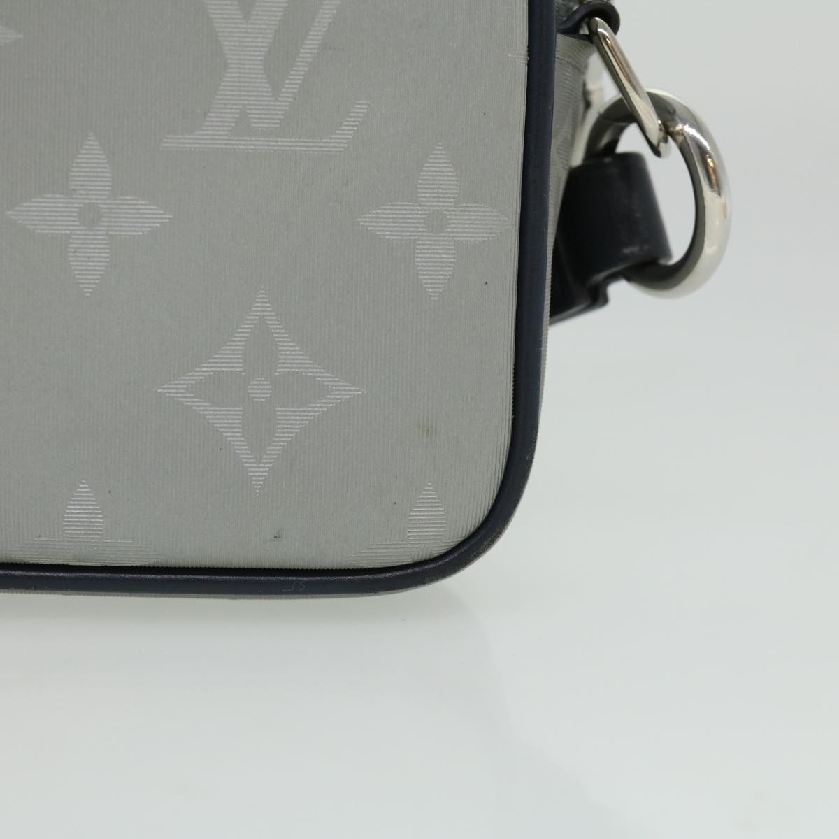 LOUIS VUITTON Monogram satellite alpha Clutch Bag Silver M44171 LV Auth 32344V