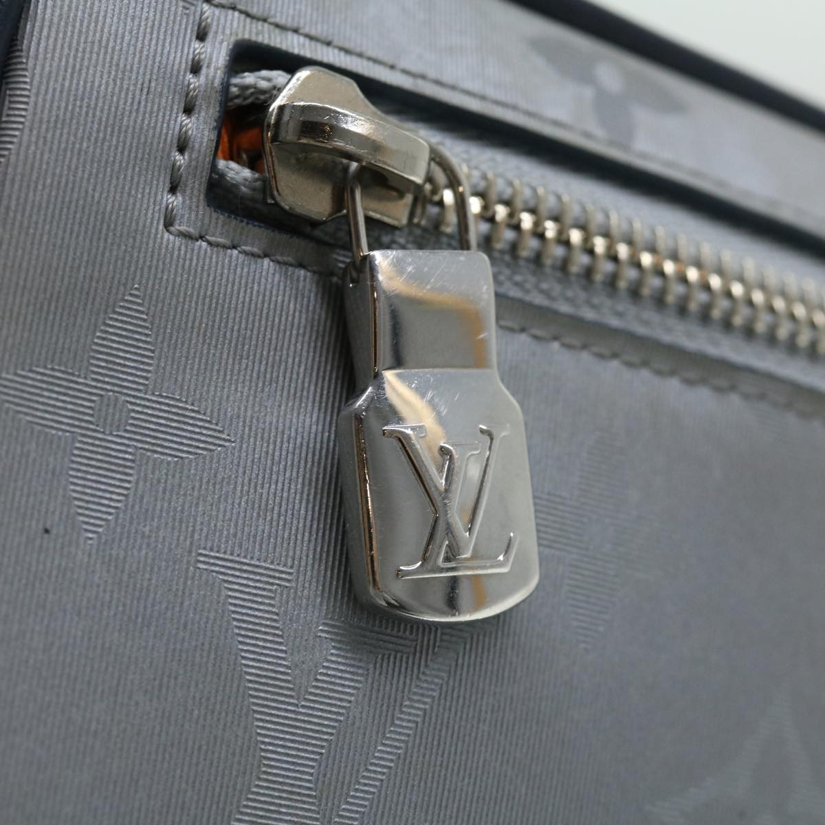 LOUIS VUITTON Monogram satellite Clutch Bag Silver M44171 LV Auth 32349SAV