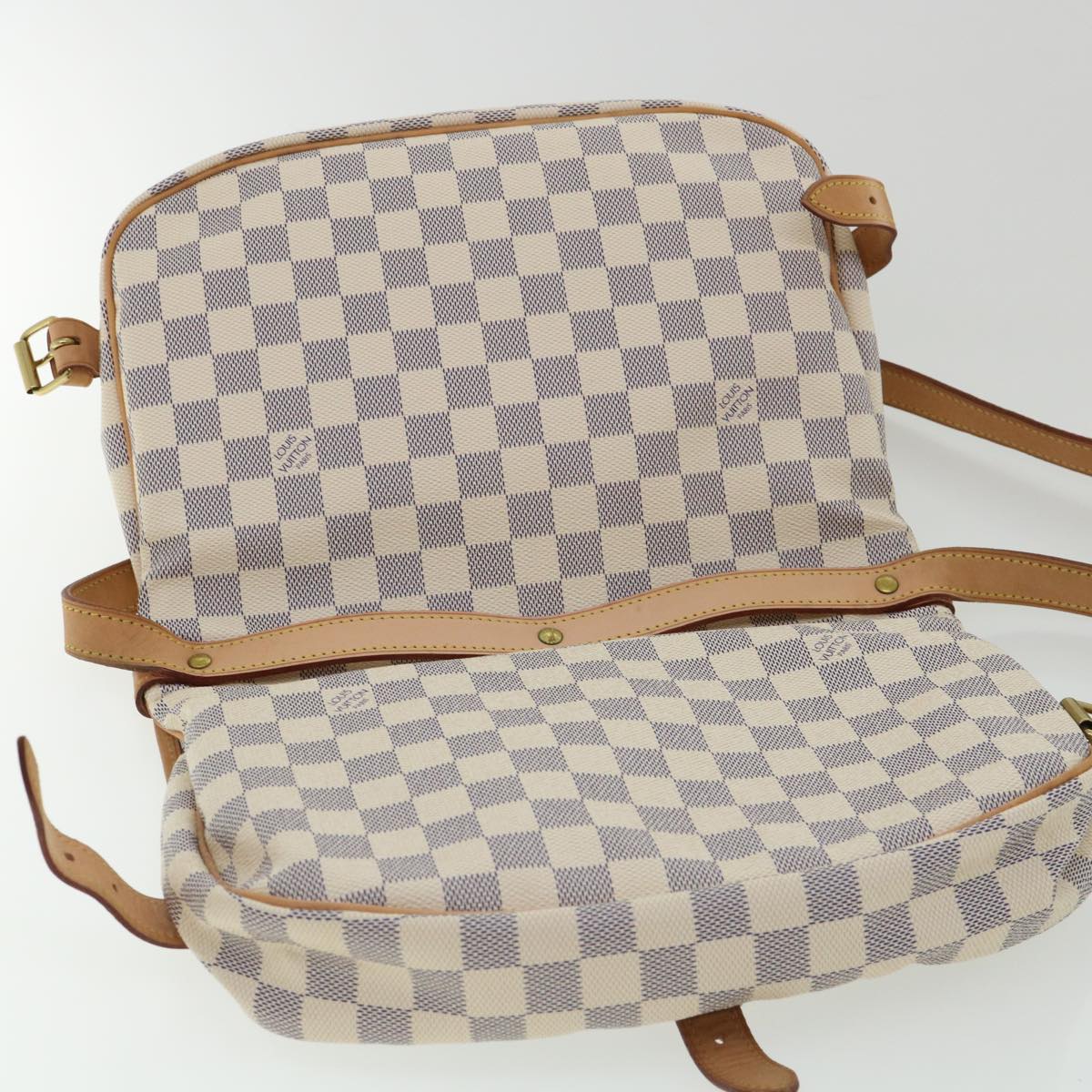 LOUIS VUITTON Damier Azur Saumur 30 Shoulder Bag SPO N48202 LV Auth 32766SAV