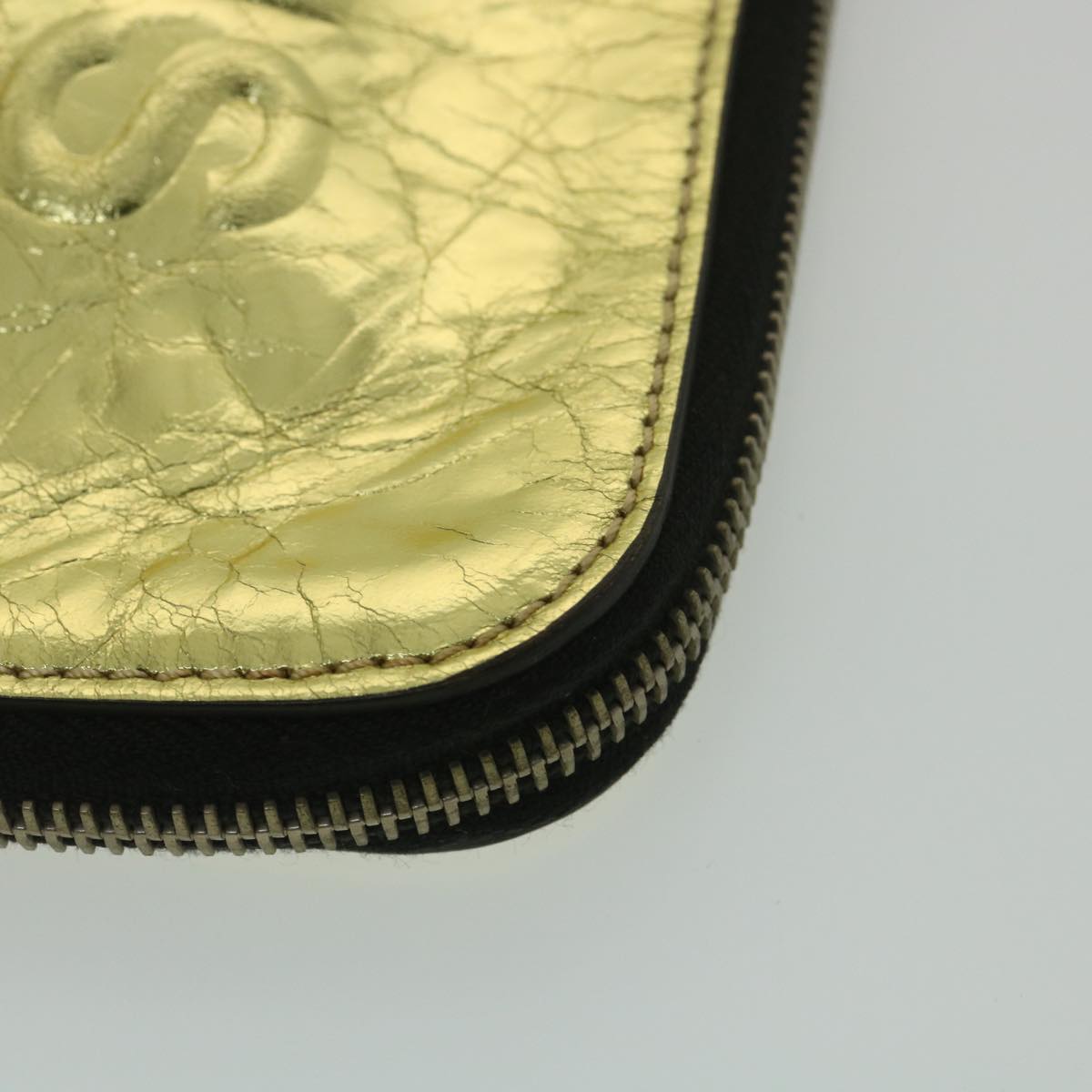 CHANEL Clutch Bag Metallic Leather Gold A82164 CC Auth 38172SAV